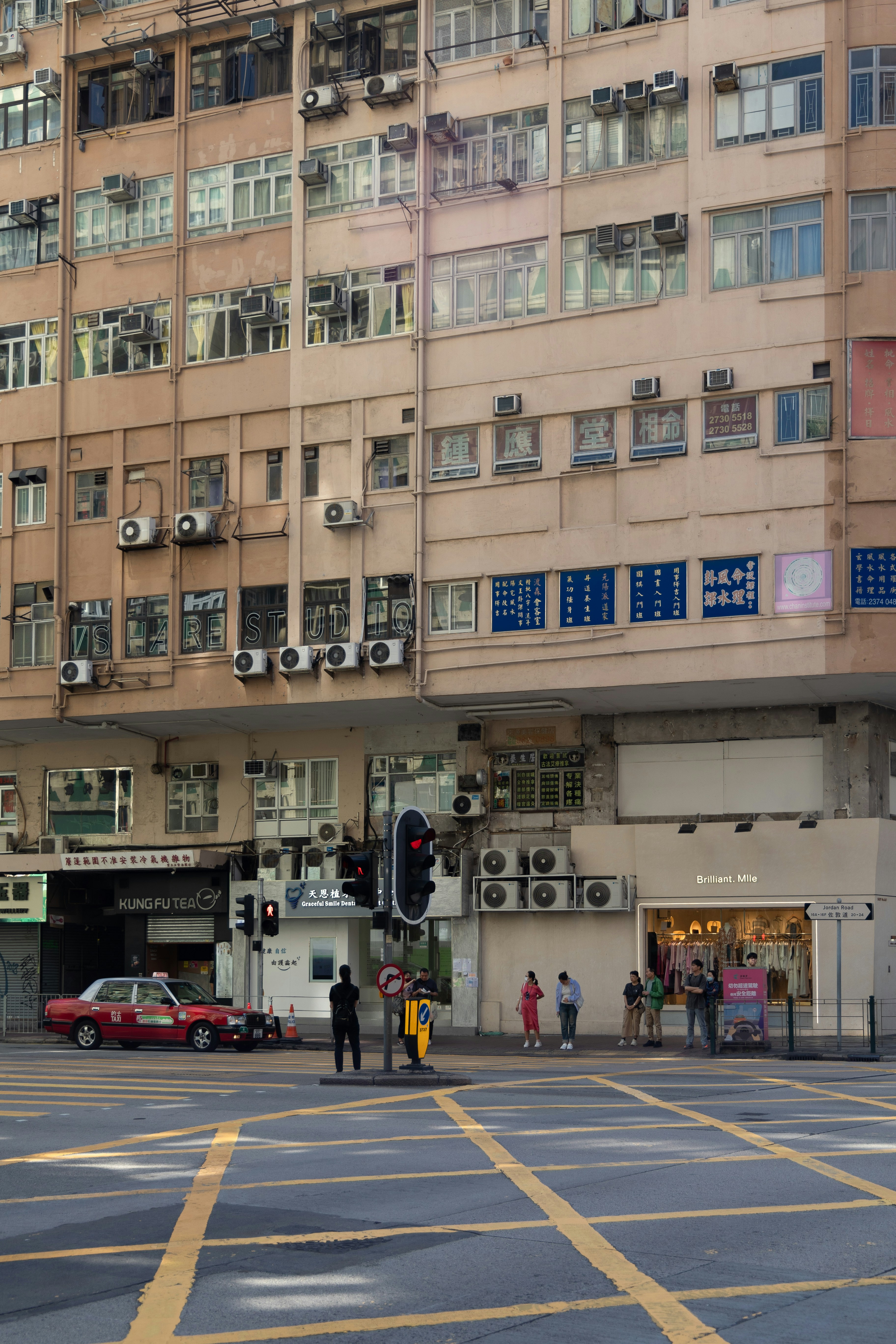 一、理解香港海关政策及扣关原因