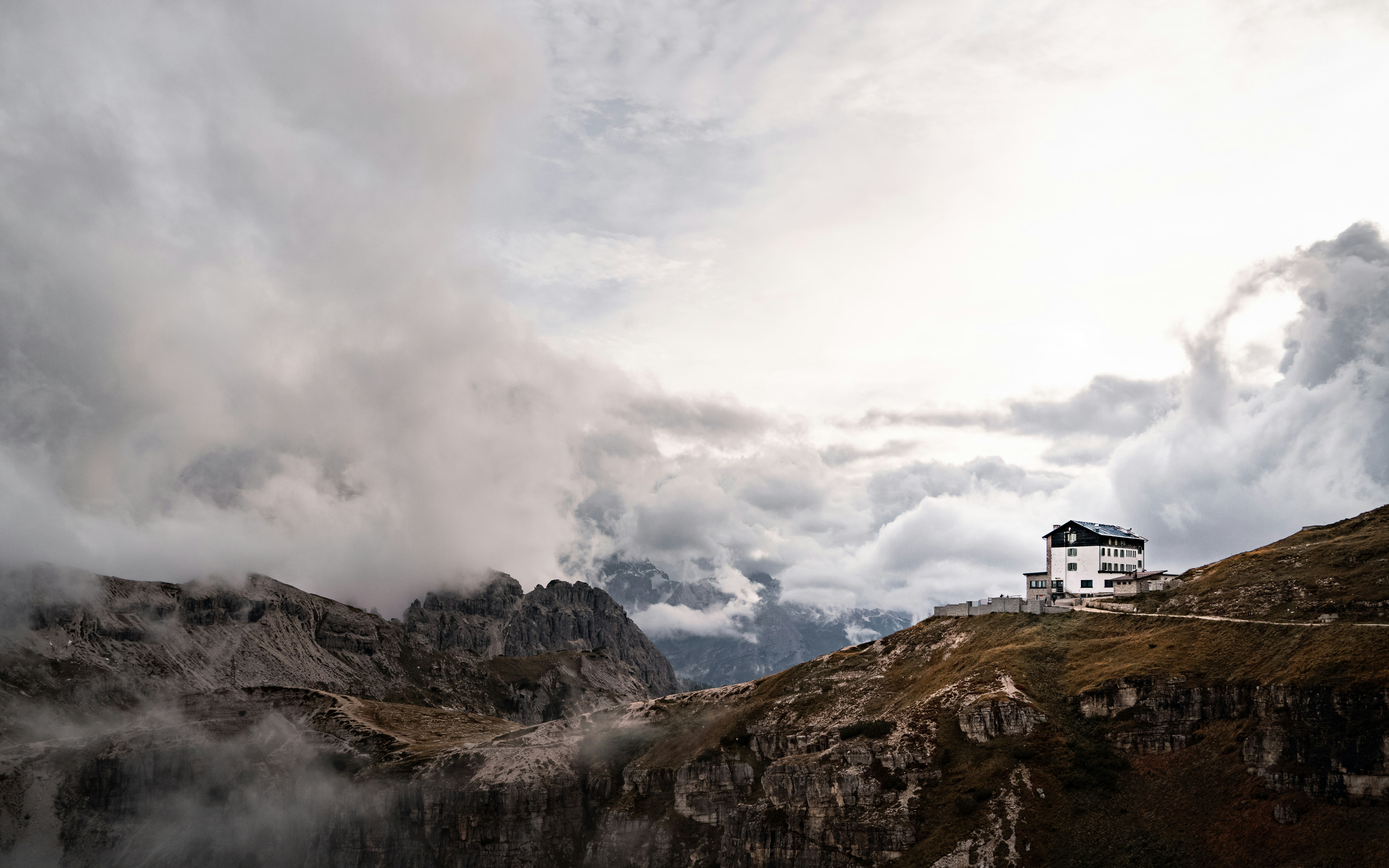 Photo by michaelfousert