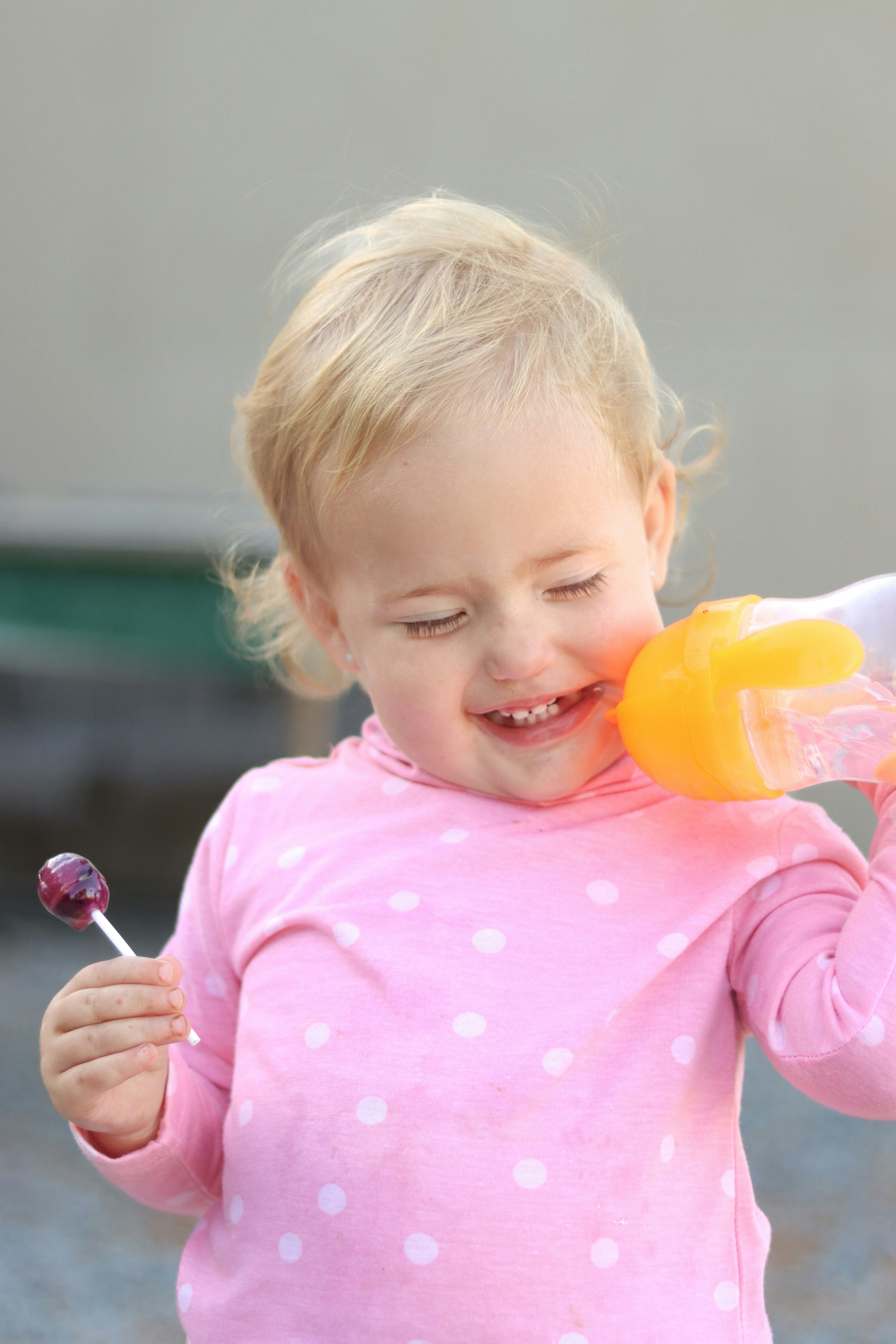 Photo by lisakvictor