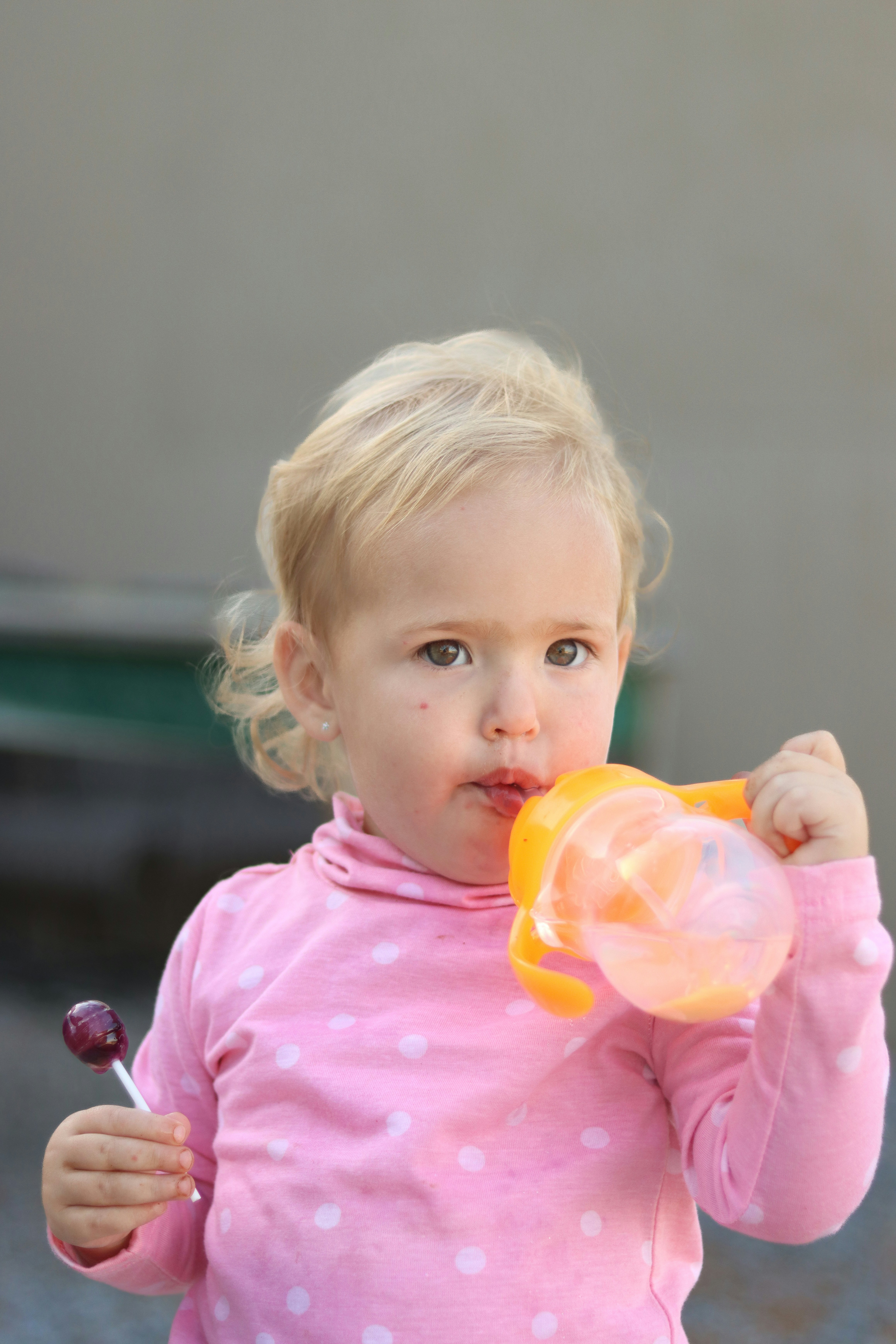 Photo by lisakvictor