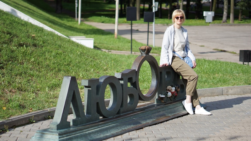 Mujer posando con actitud