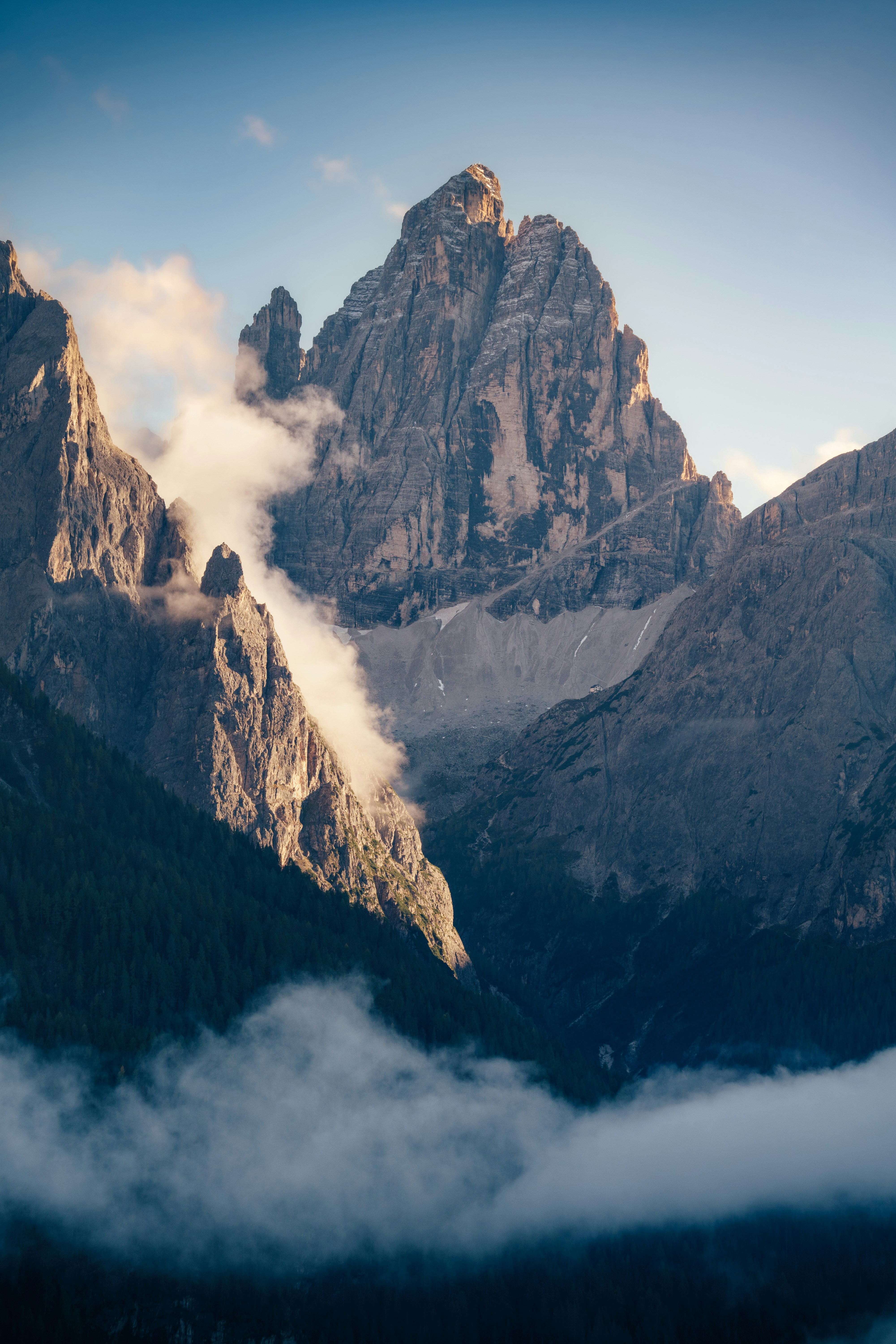 Photo by danielsessler