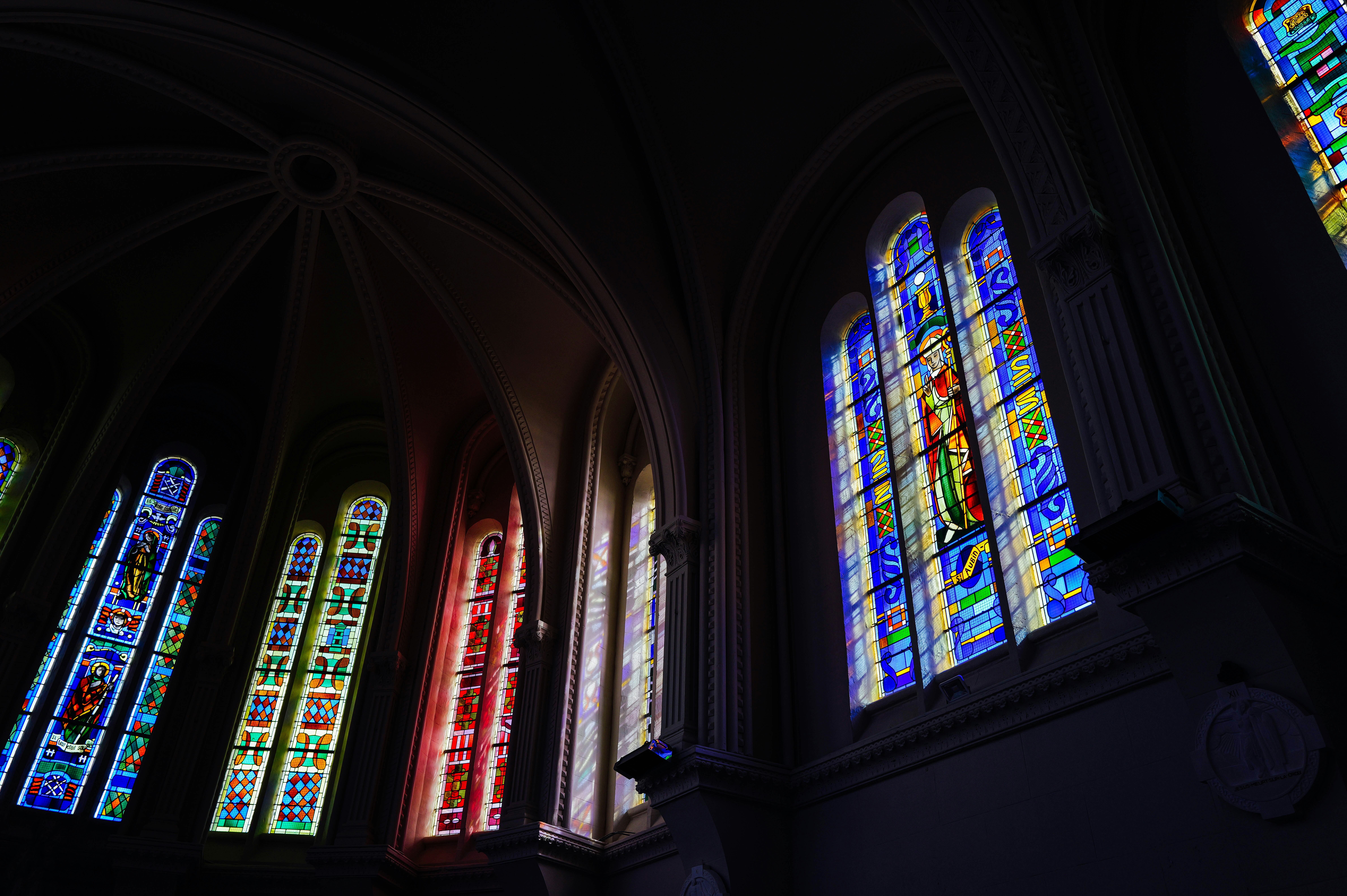 Photo by adrienolichon