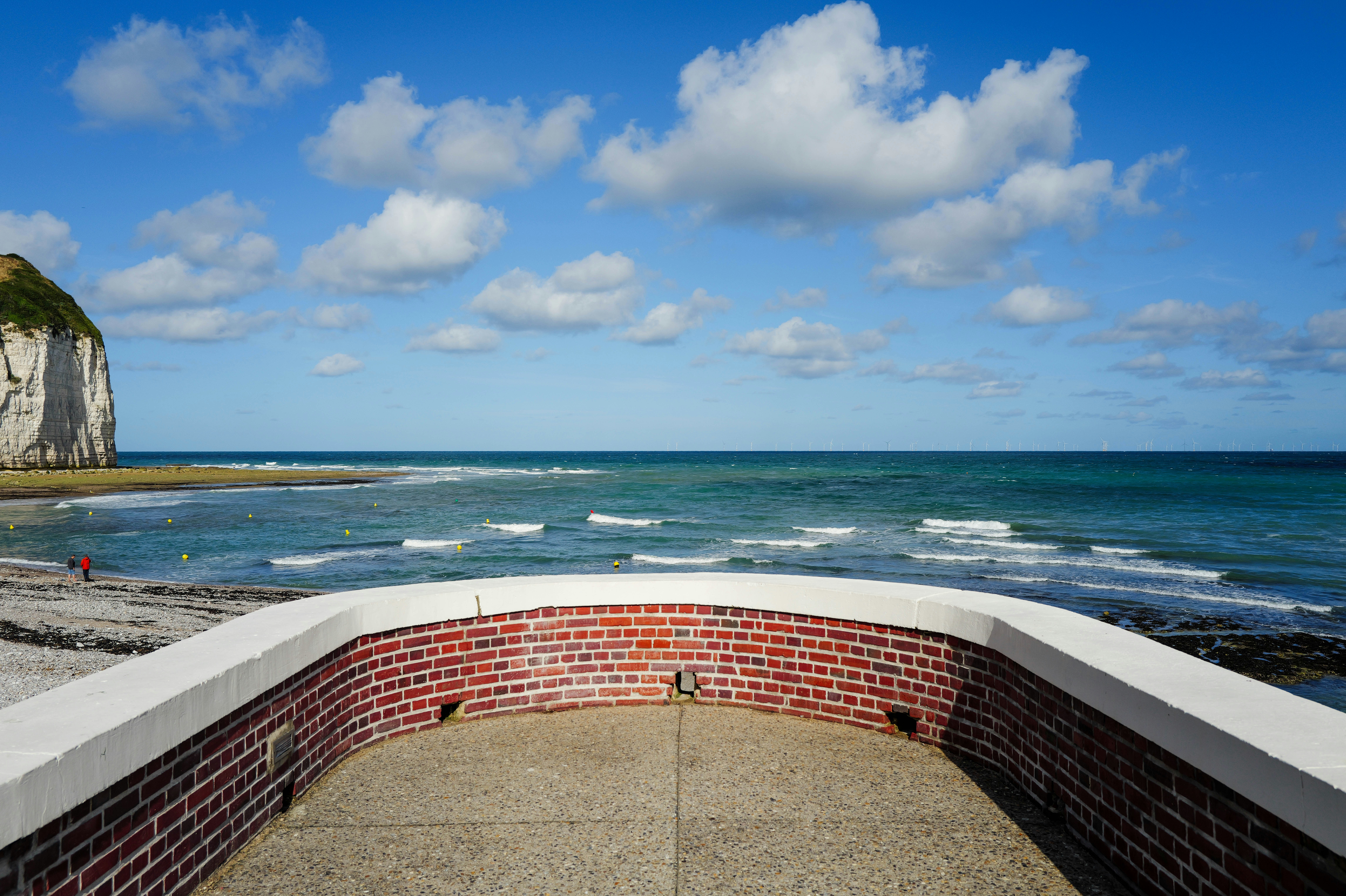 Photo by adrienolichon