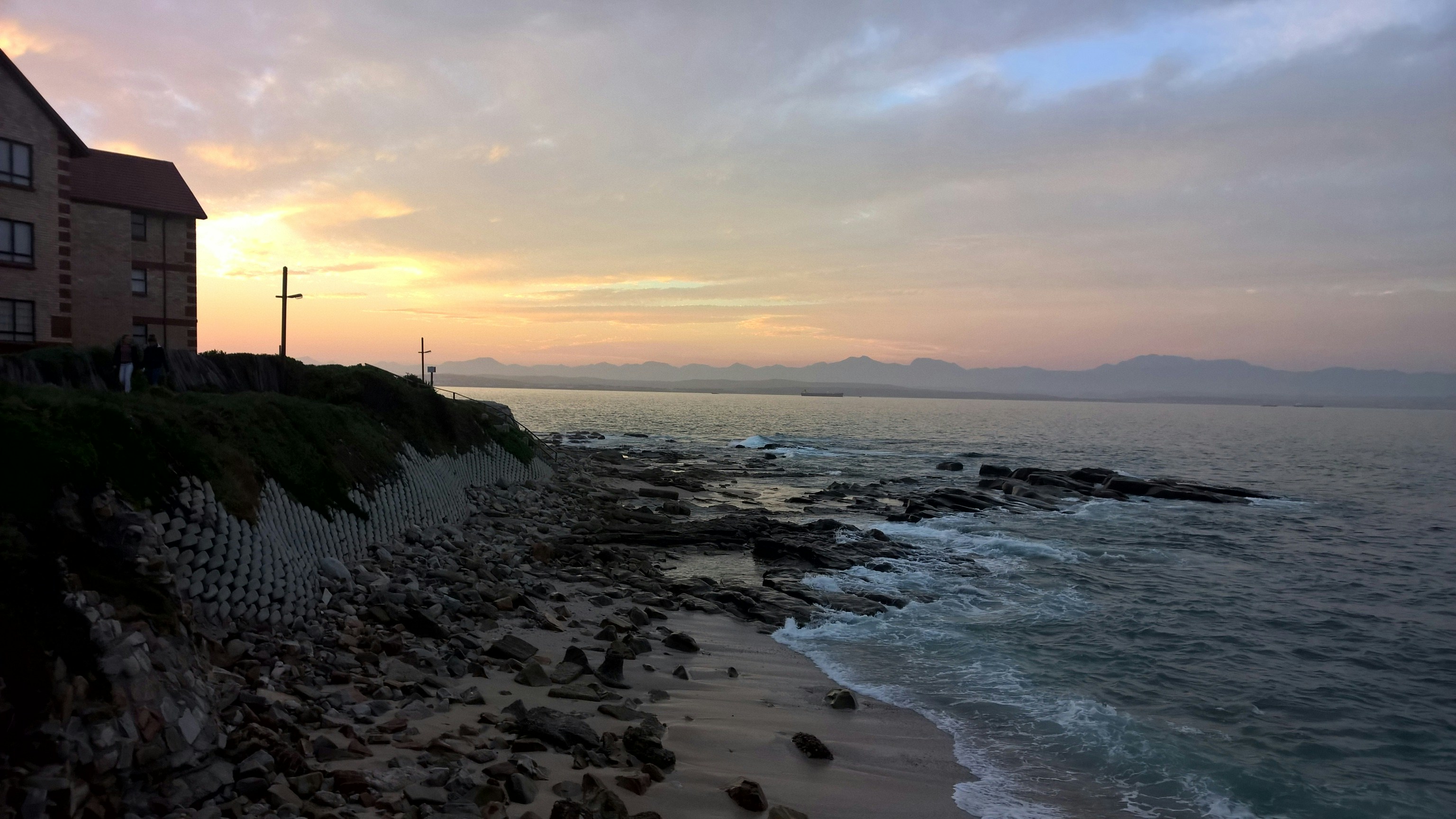 Photo by lisakvictor