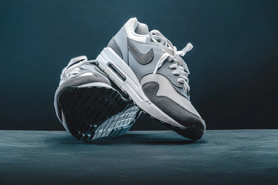 ANXIOUS Footwear