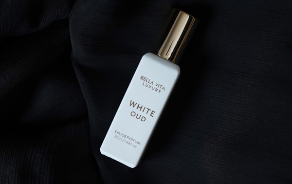 Midnight Oud Noir Extrait