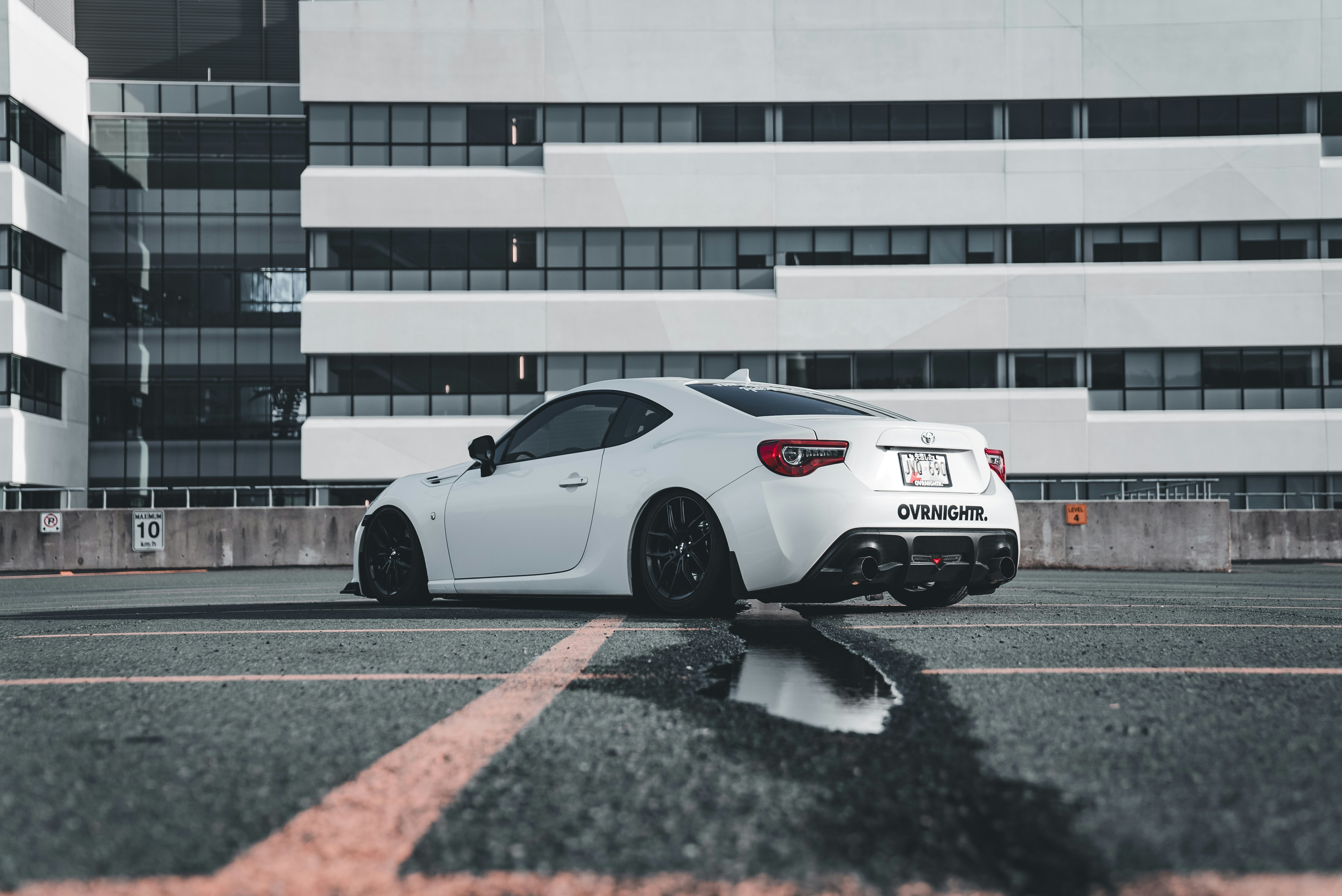 Photo by introspectivedsgn