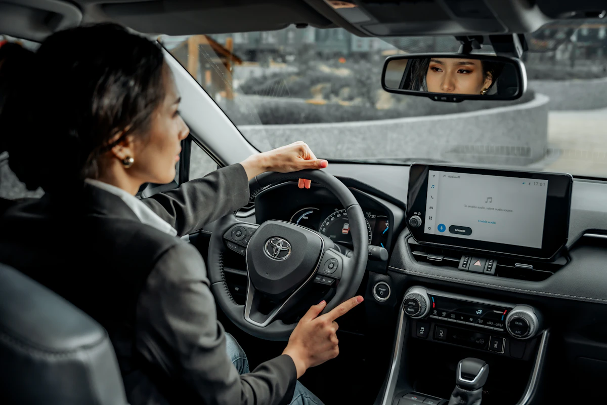 5 Client Onboarding Tools for Dealerships in 2026