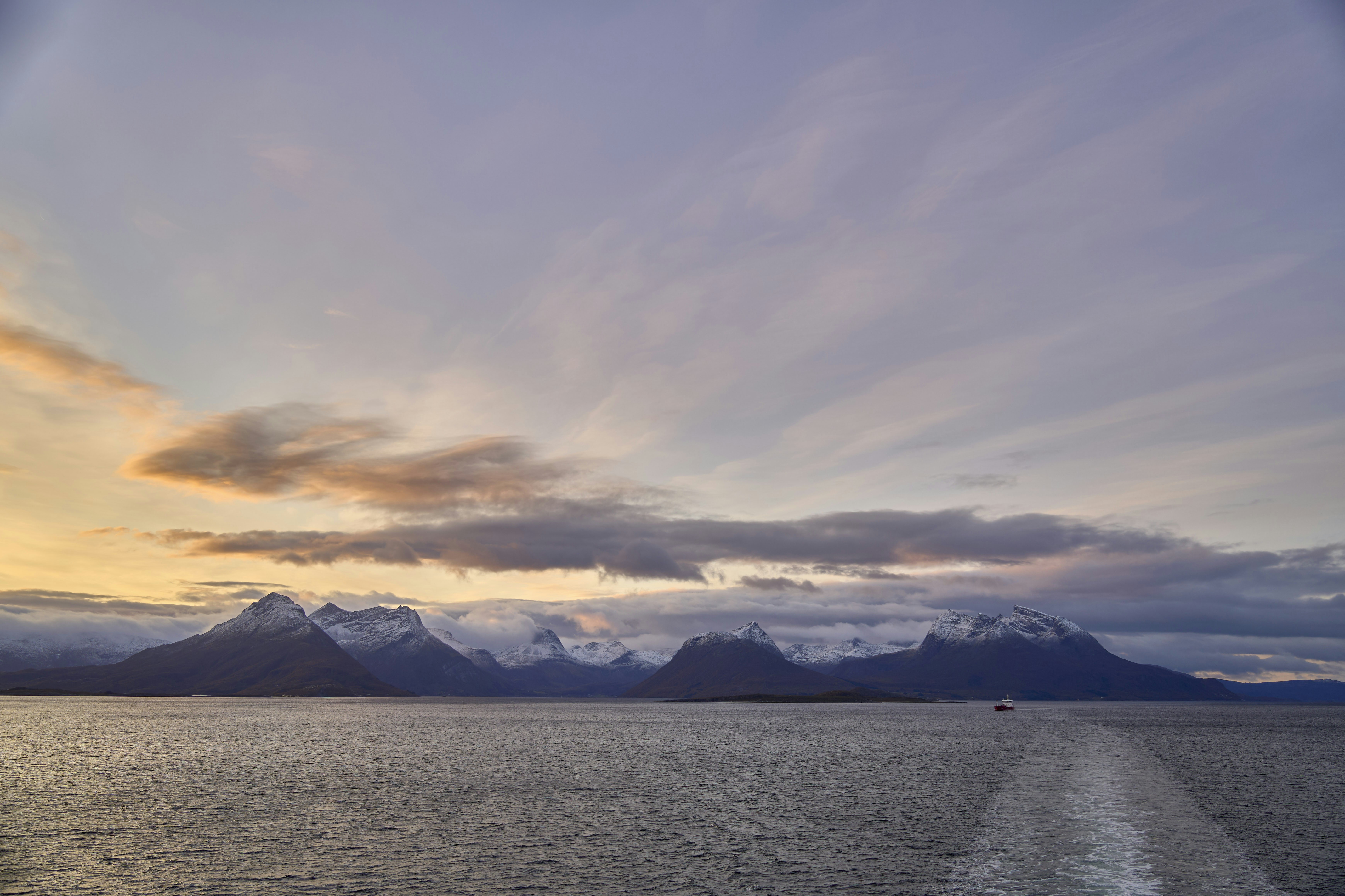 Photo by wolfgang_hasselmann