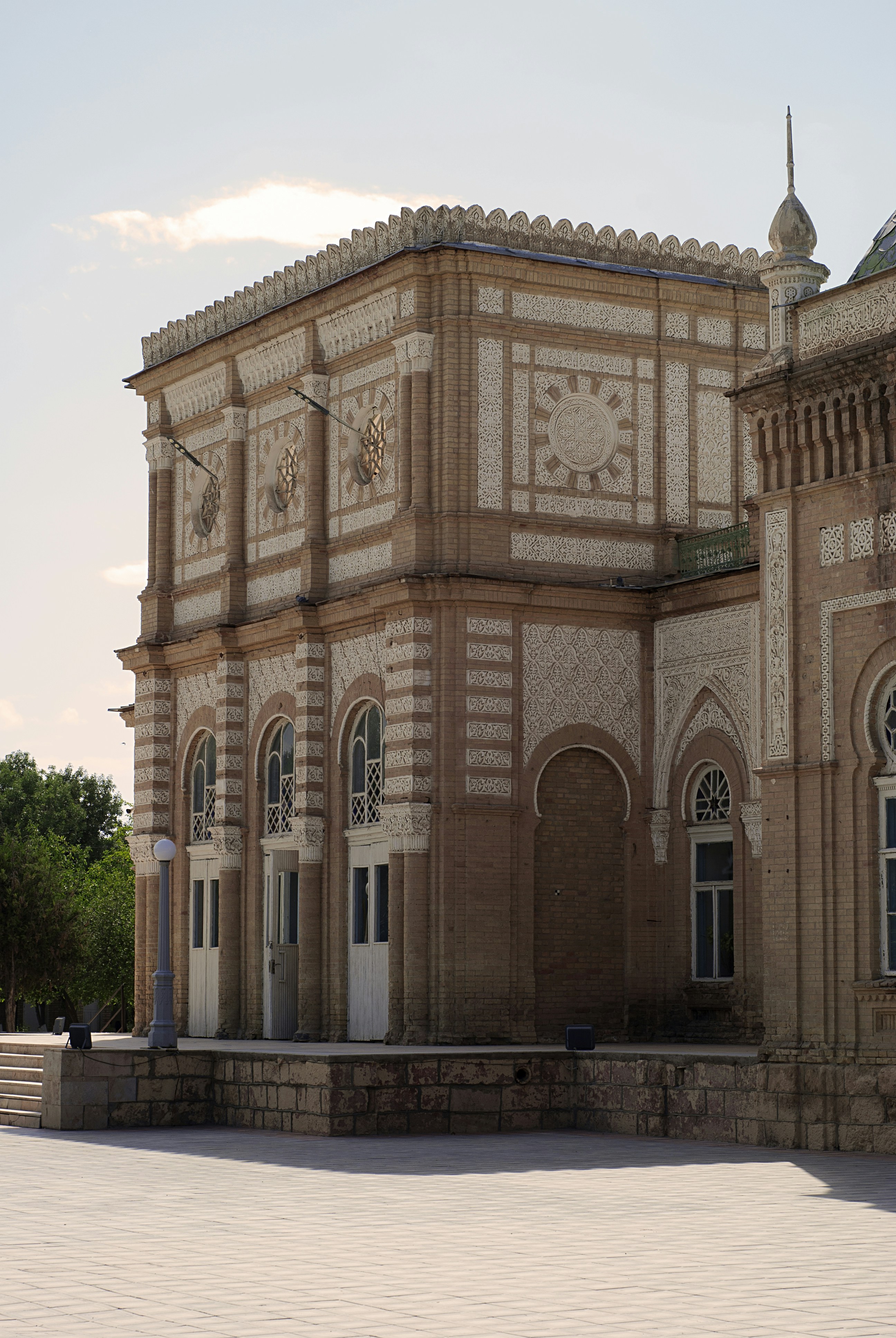 A large building with a clock on the front of it