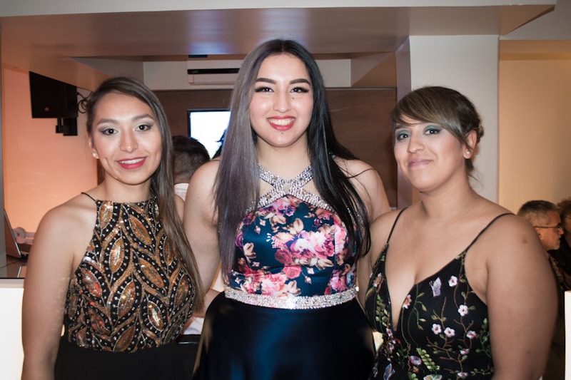 Austrian MILFs posing together