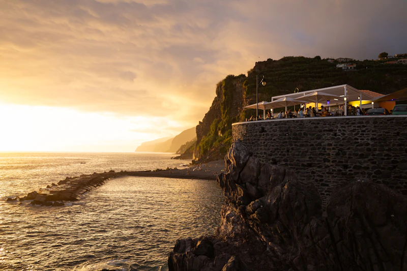 Best Romantic Dinner Spots in Madeira for a Night to Remember