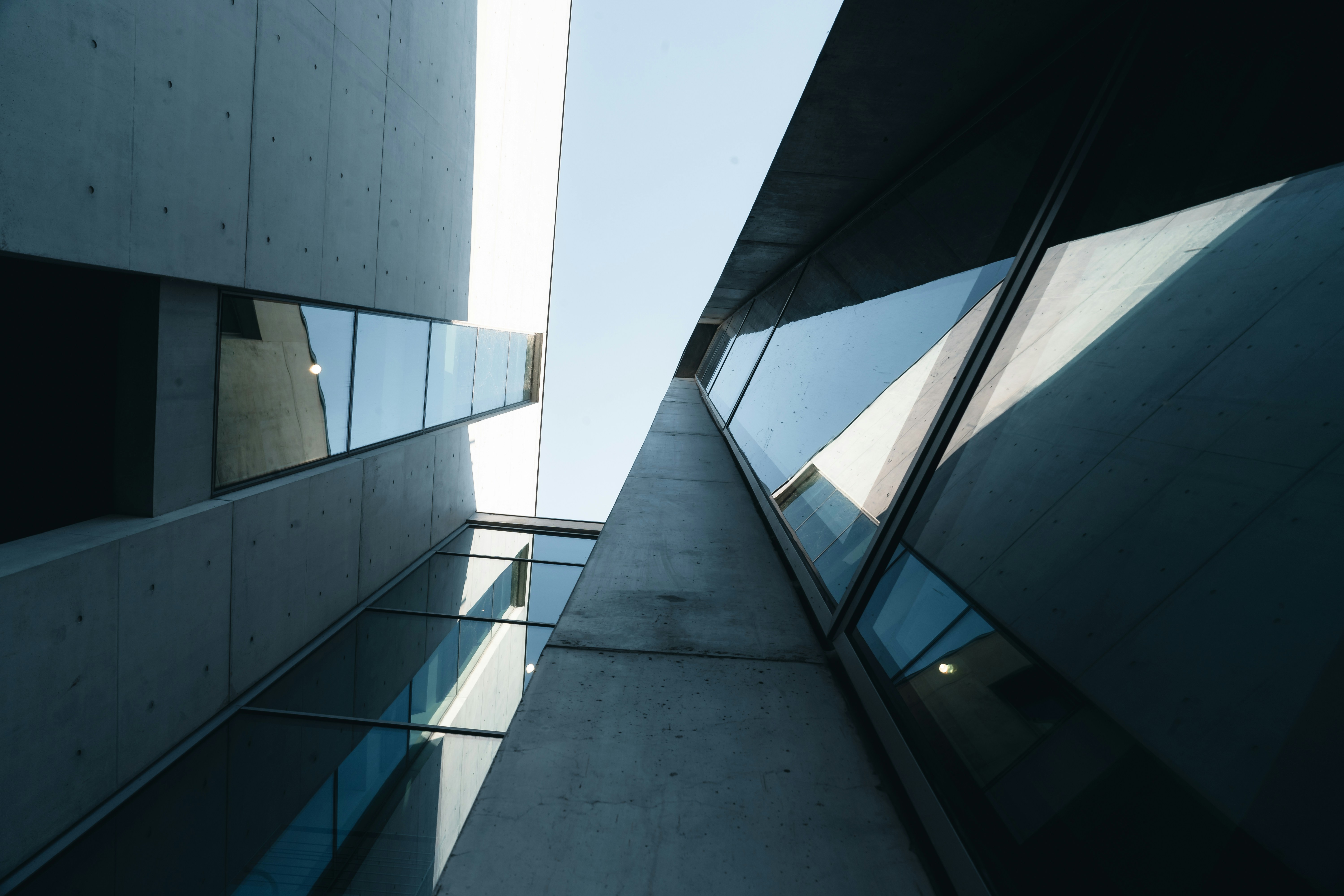 Photo by dermanuskript