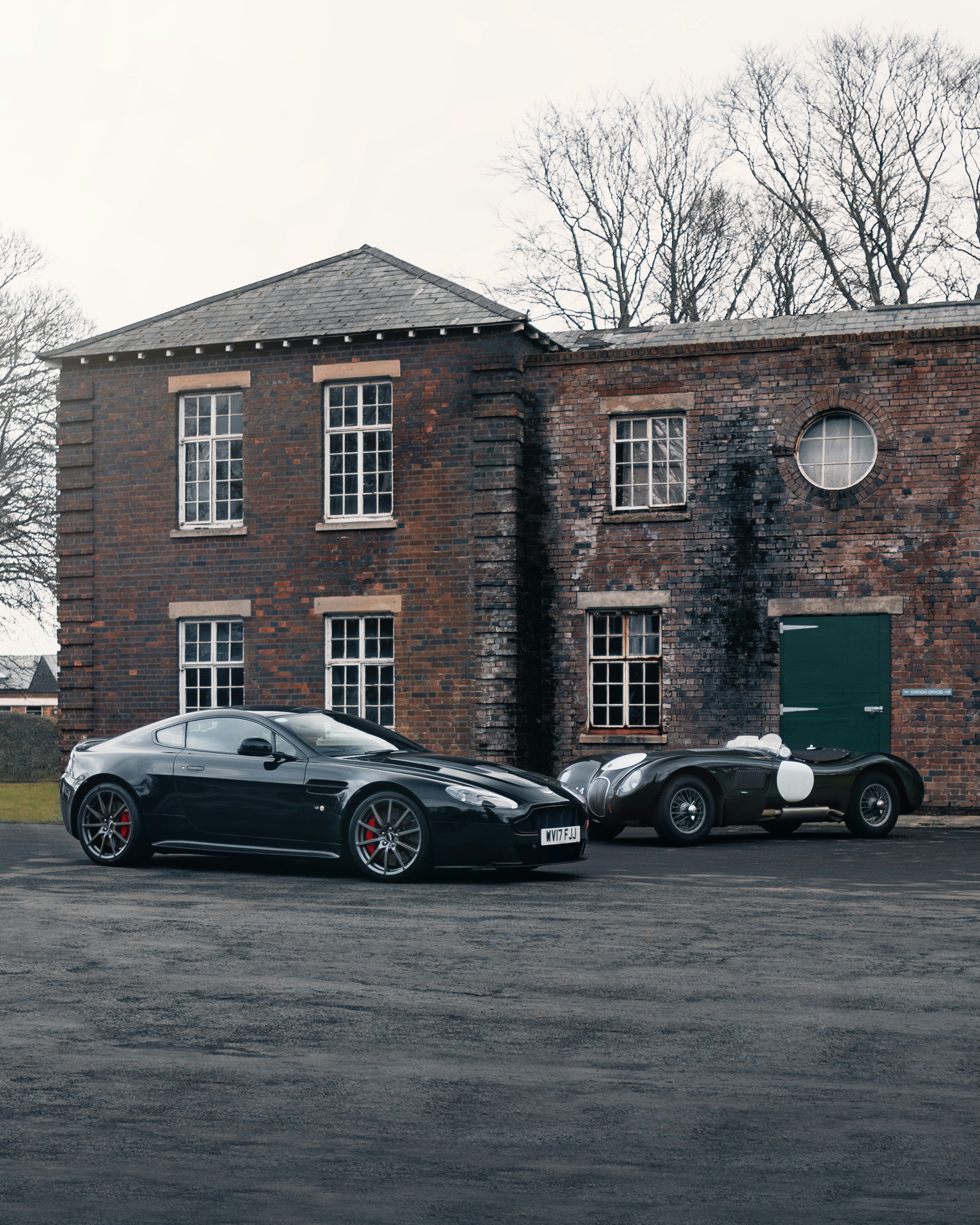 british sportscar wallpaper, wallpaper, Jaguar F-Type R: A Deep Dive into Performance 3