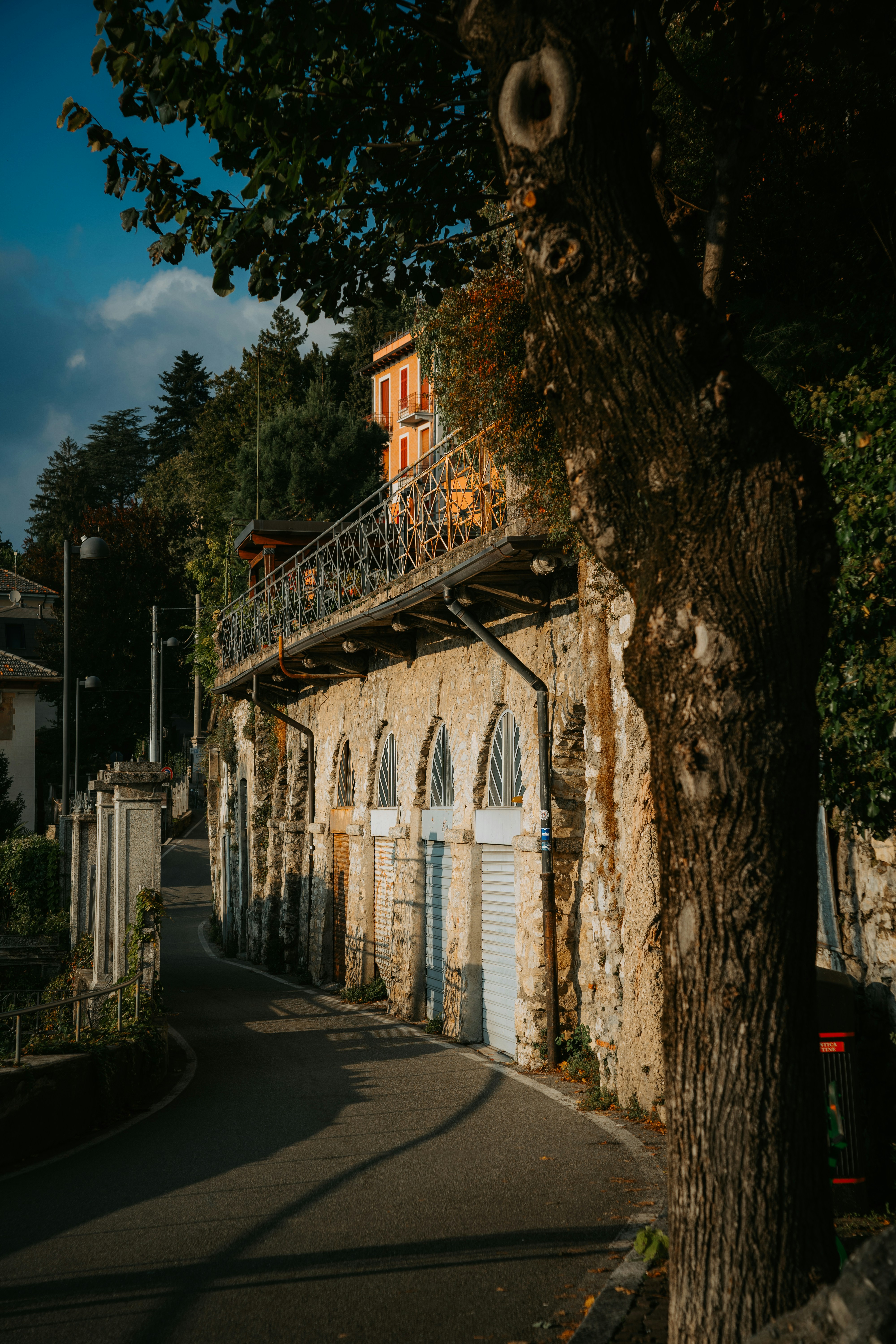 Photo by dermanuskript