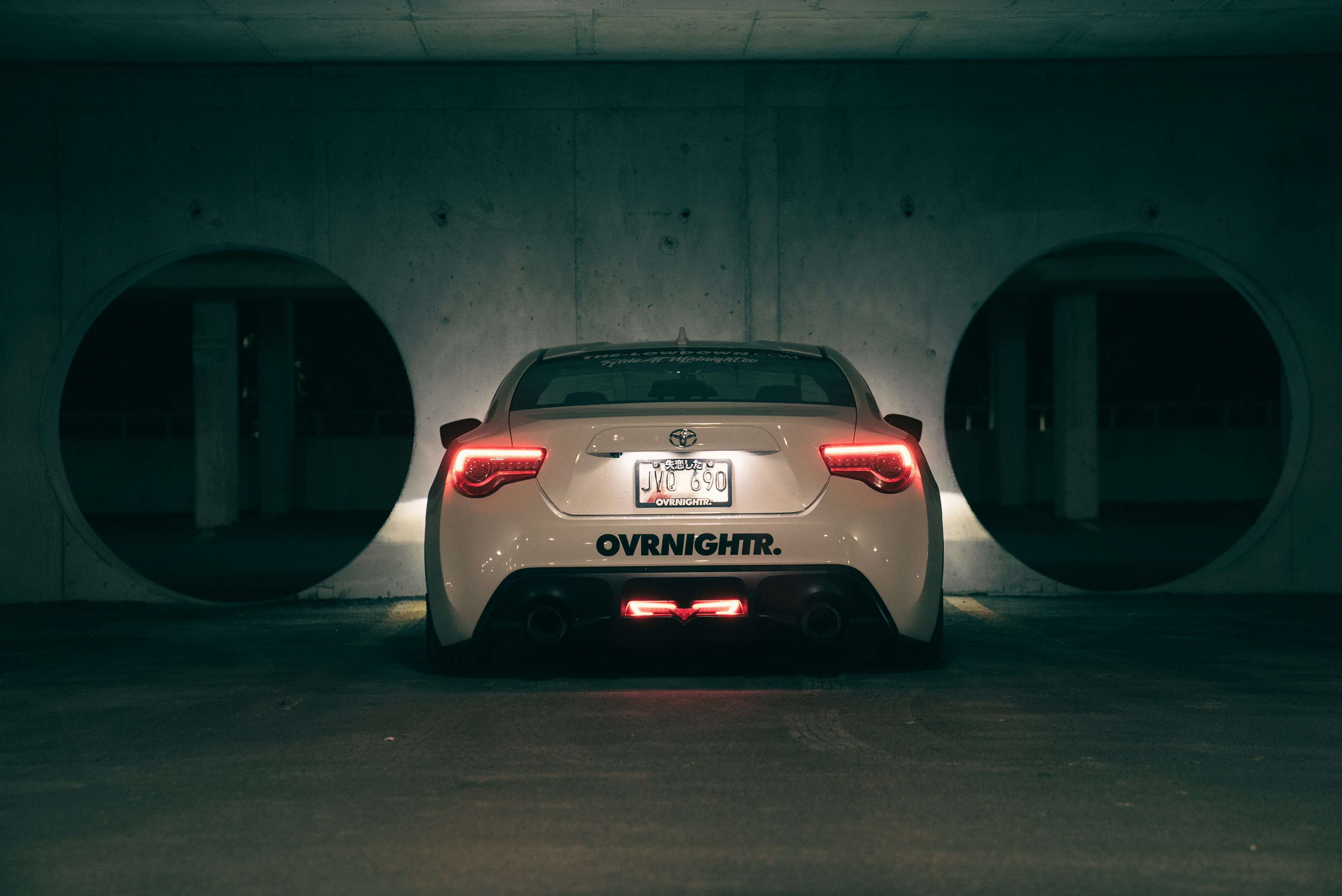 Photo by introspectivedsgn