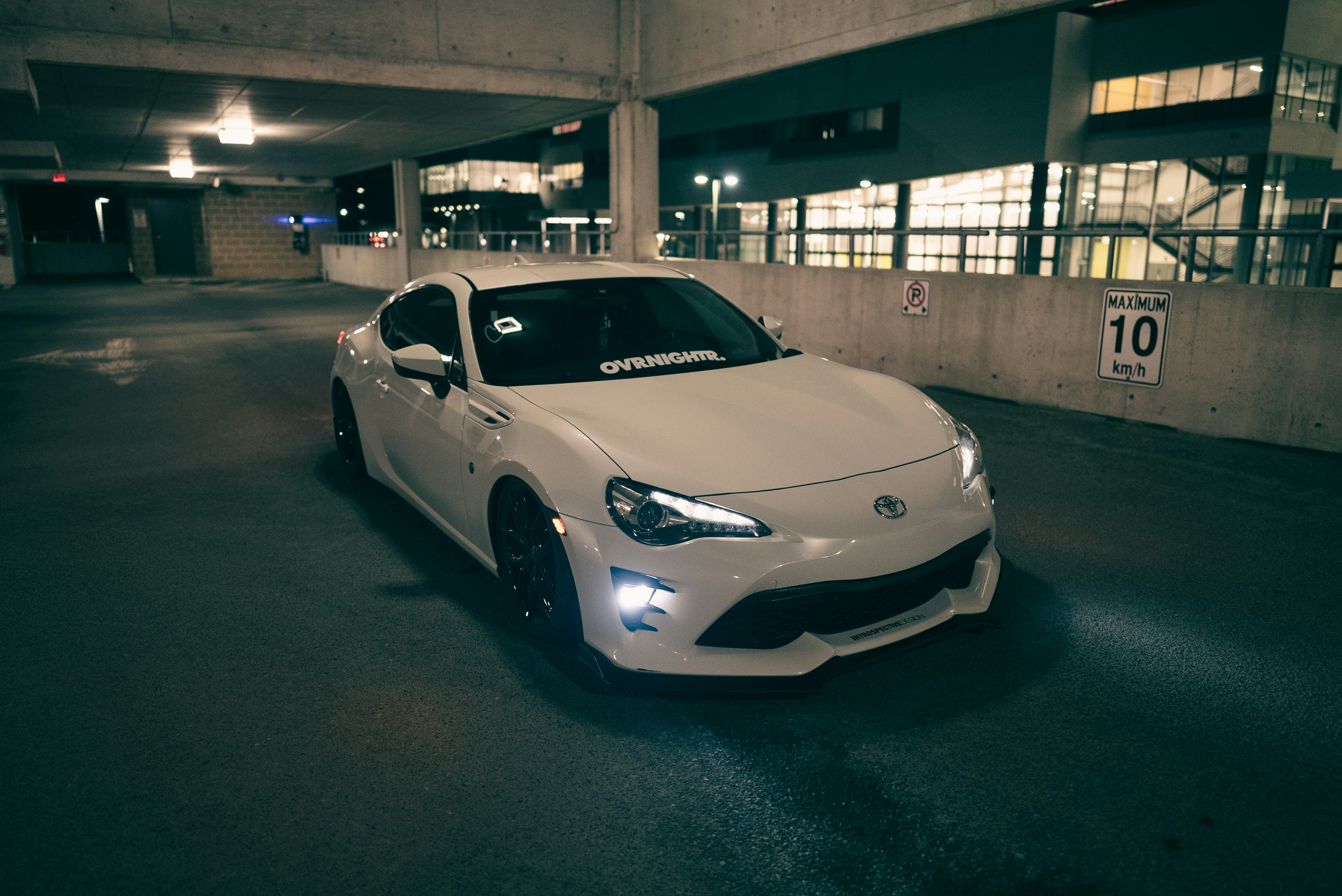 Photo by introspectivedsgn