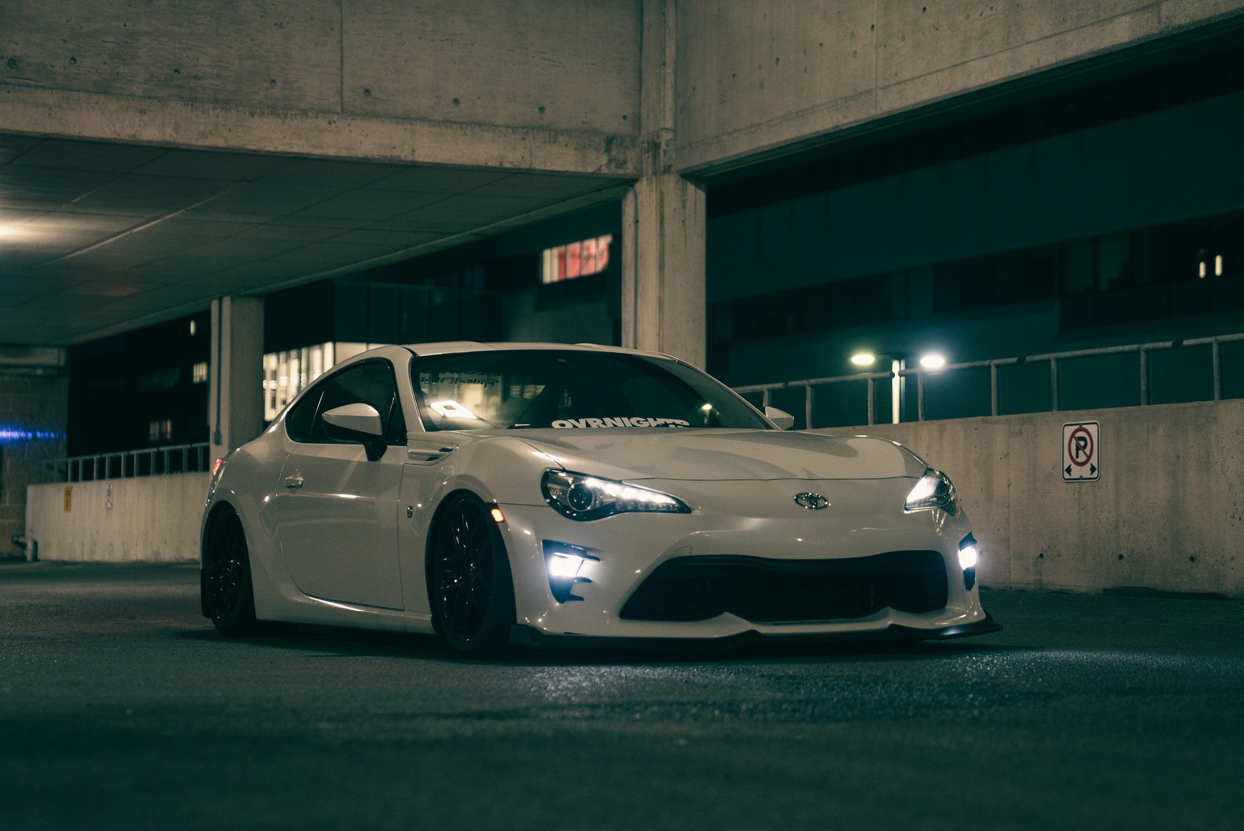 Photo by introspectivedsgn