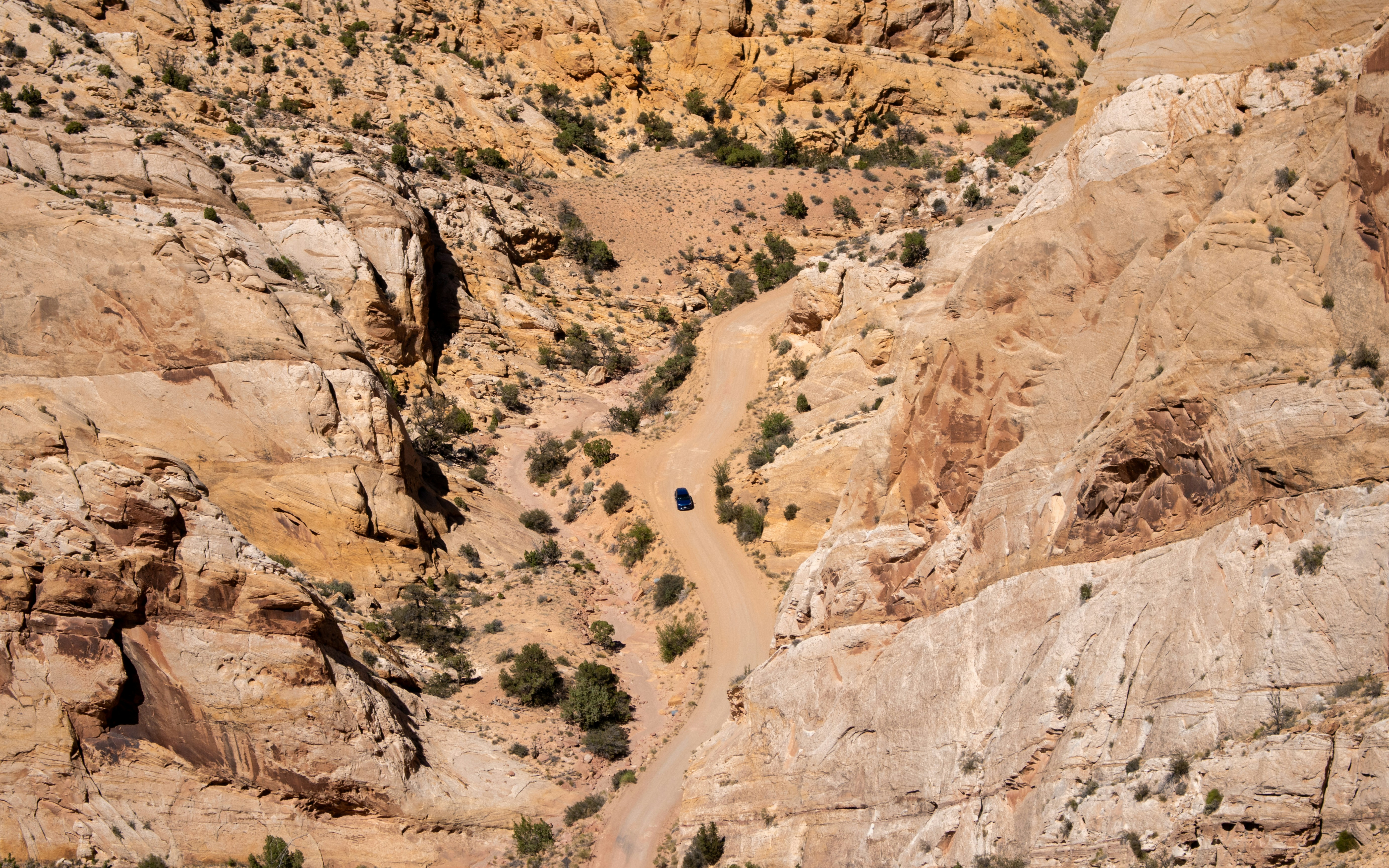 adventure offroad wallpaper, wallpaper, Overlanding Tools: Essential Gear for Remote Travel 3