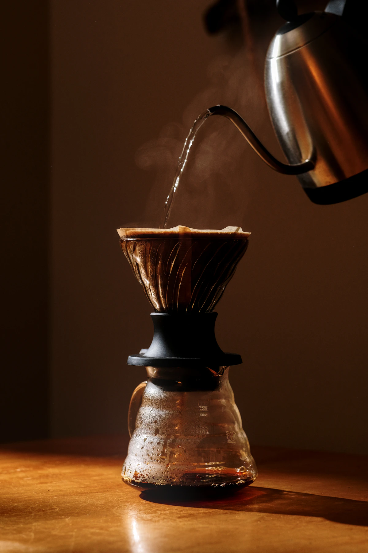 Best Gooseneck Kettles and Coffee Scales for 2026 (Beginner Guide)