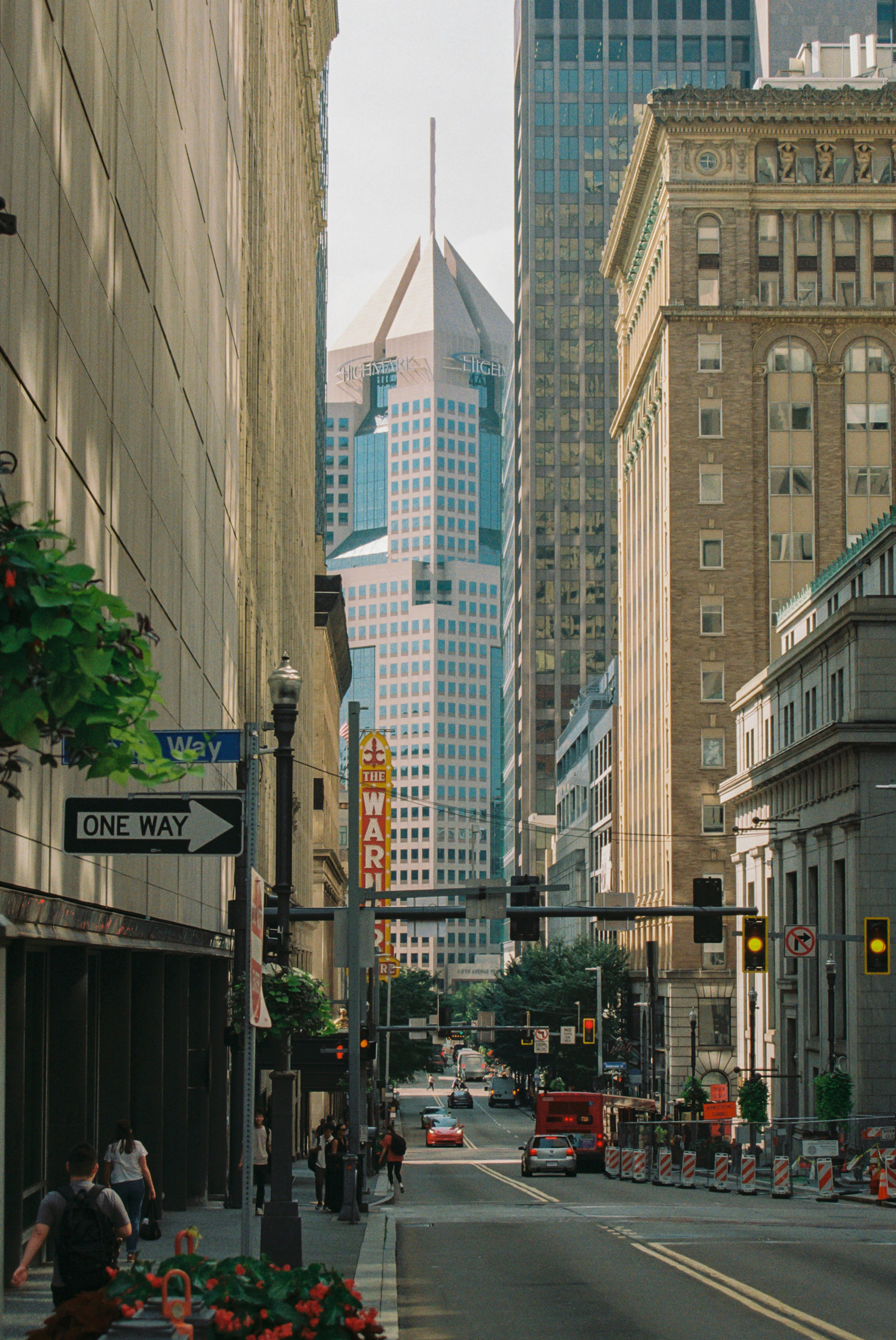 Photo by zhenyao_photo