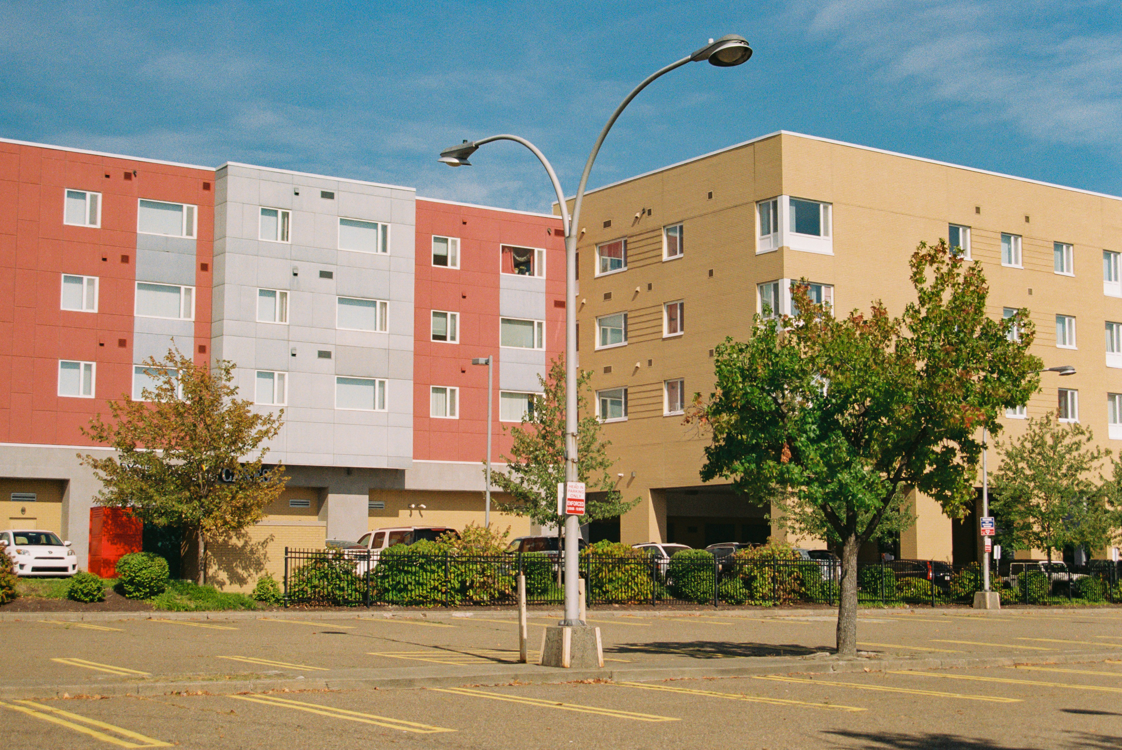 Photo by zhenyao_photo