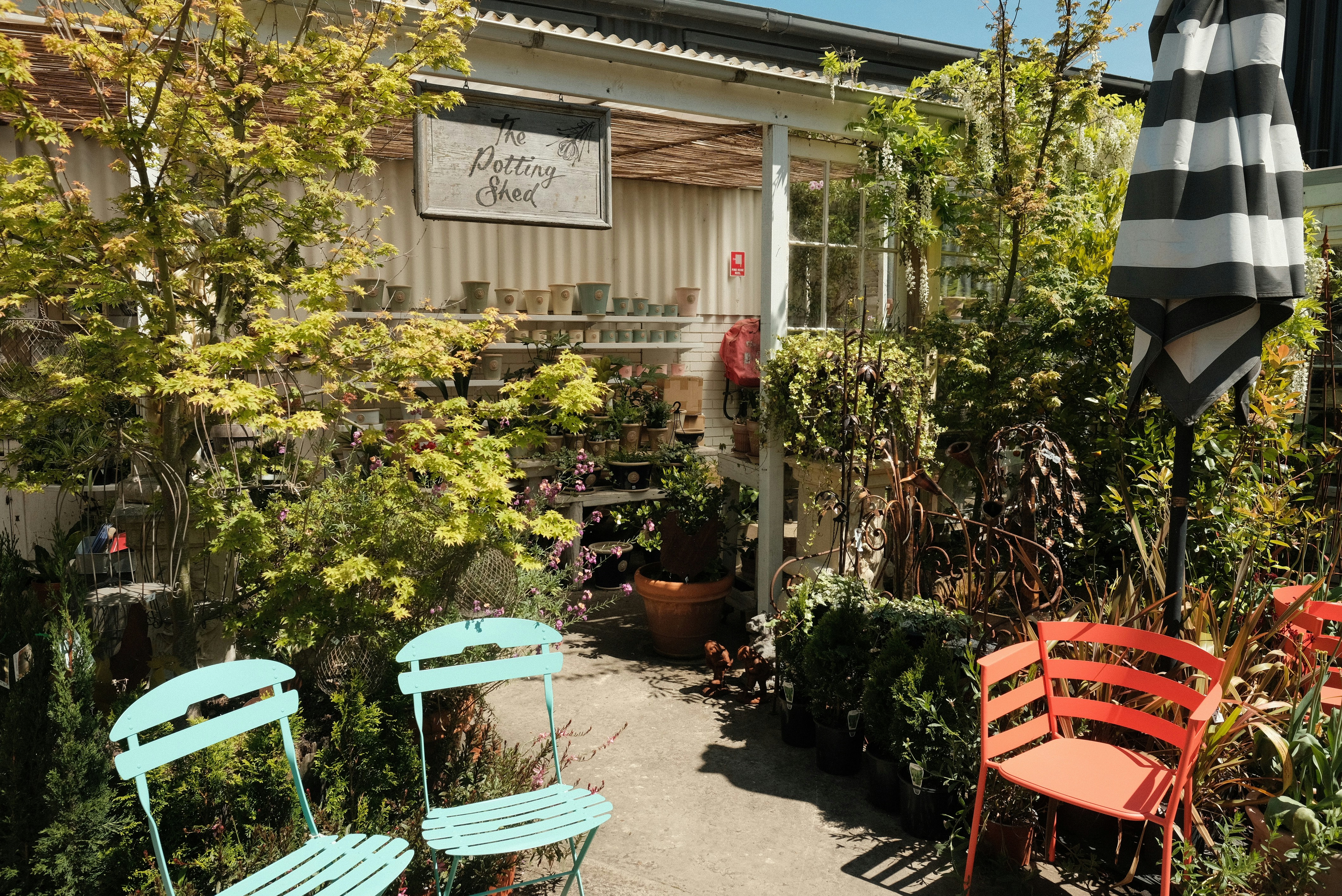 A couple of chairs sitting next to each other