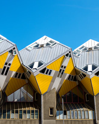A building that has a bunch of windows on it