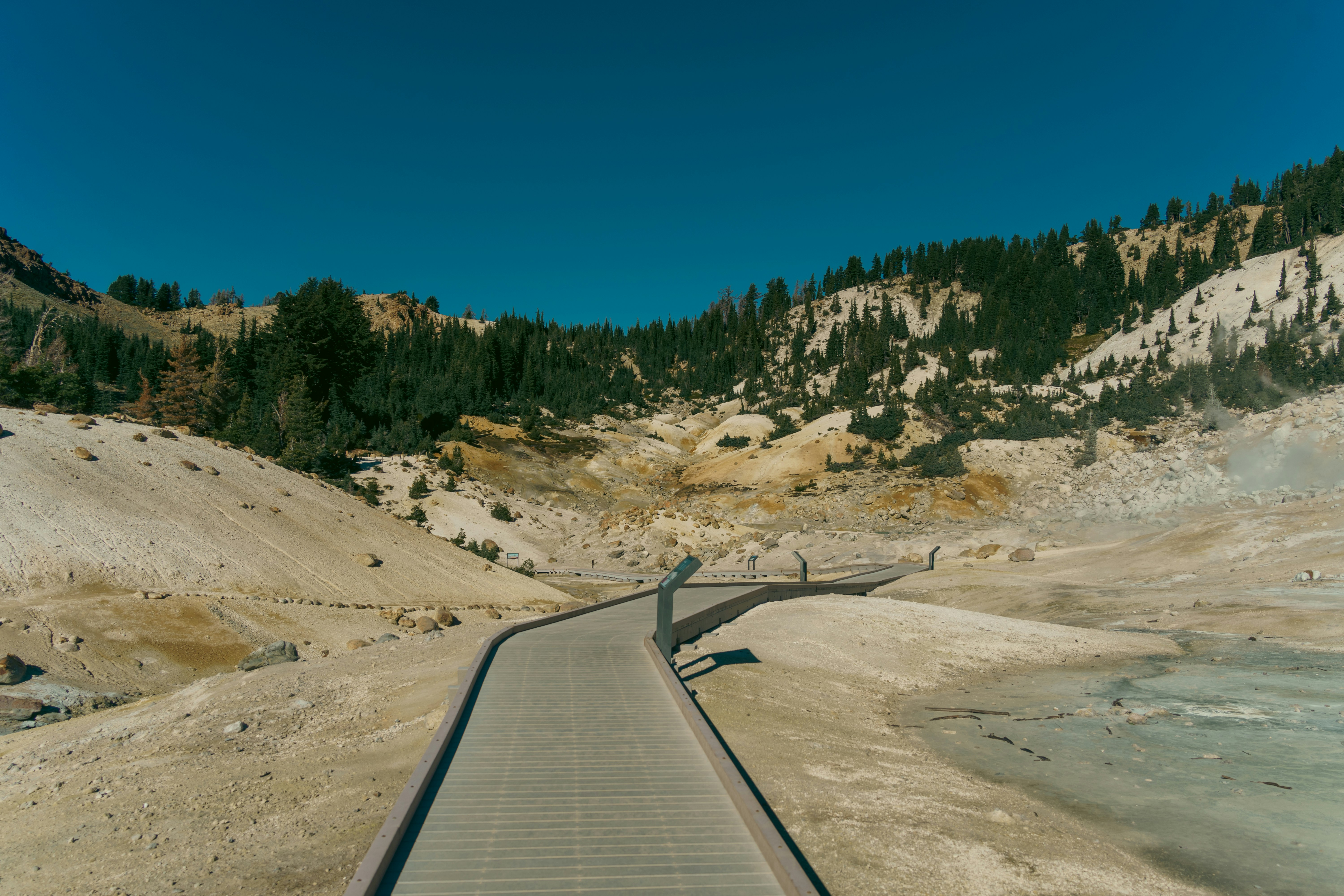 Photo by abduzeedo