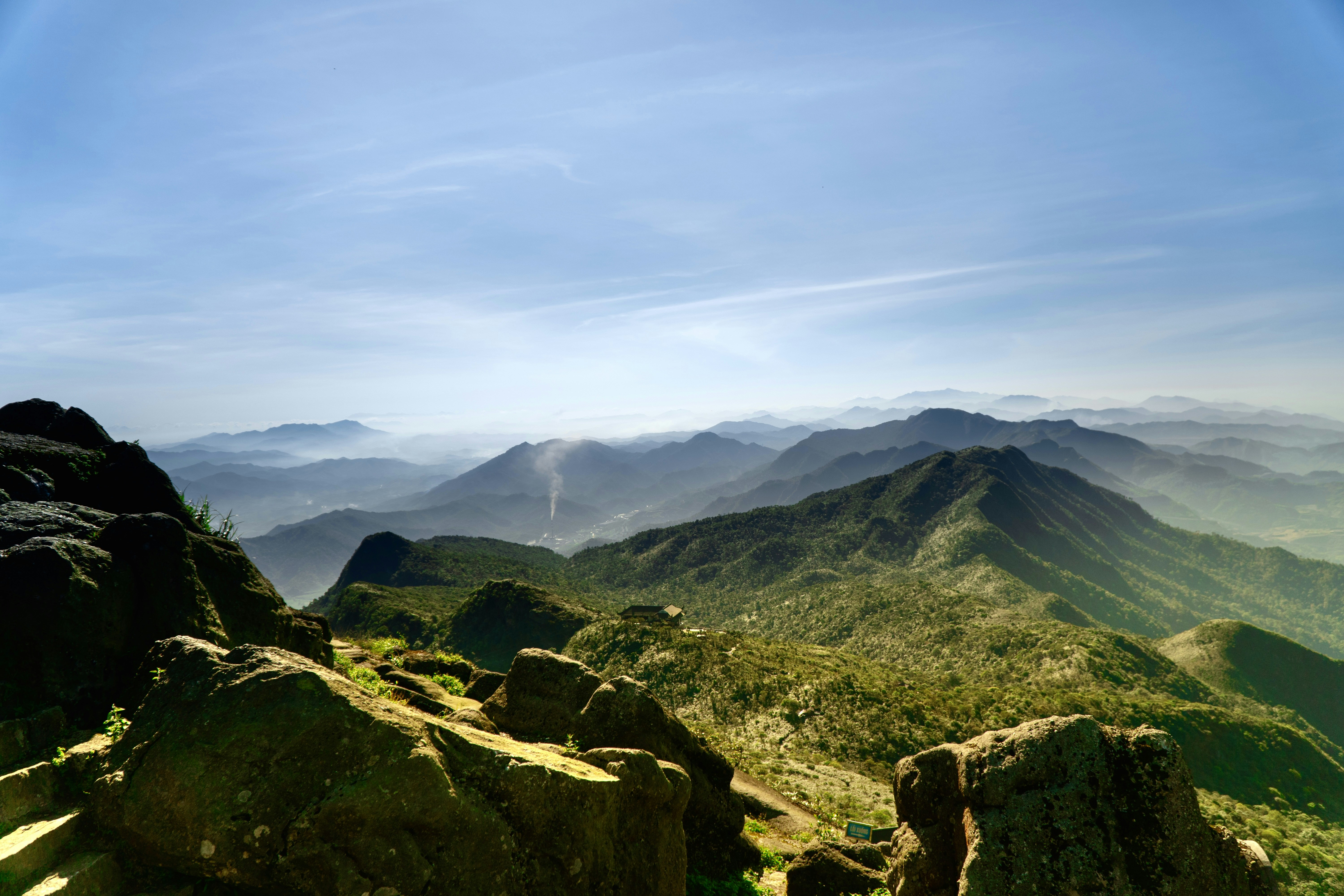 mẫu quầy quán trà sữa Image 2