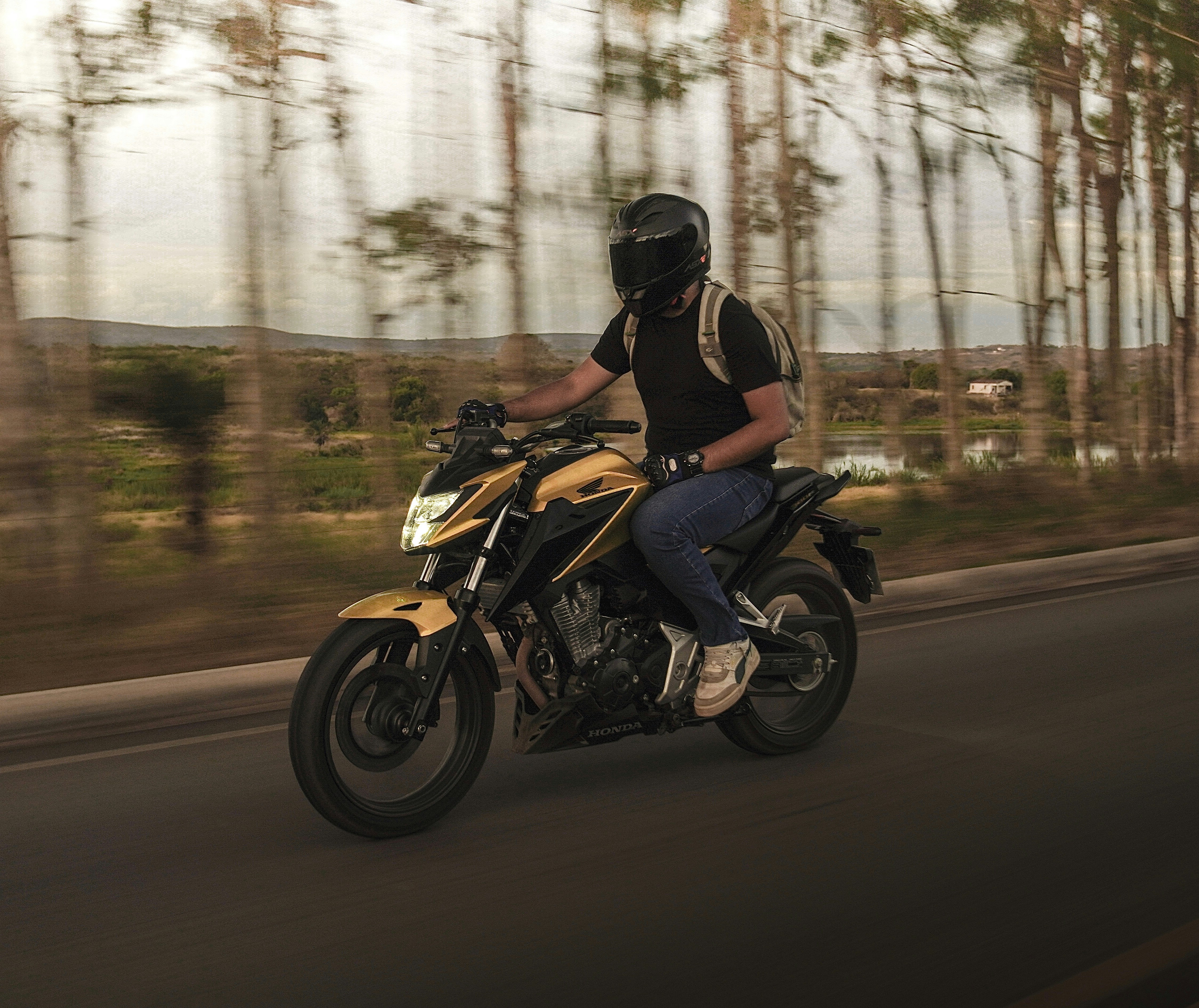 Photo by vitorvalentino