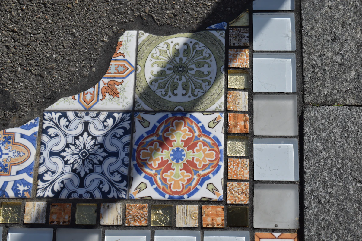 Modern Mosaic — architectural mosaic surfaces