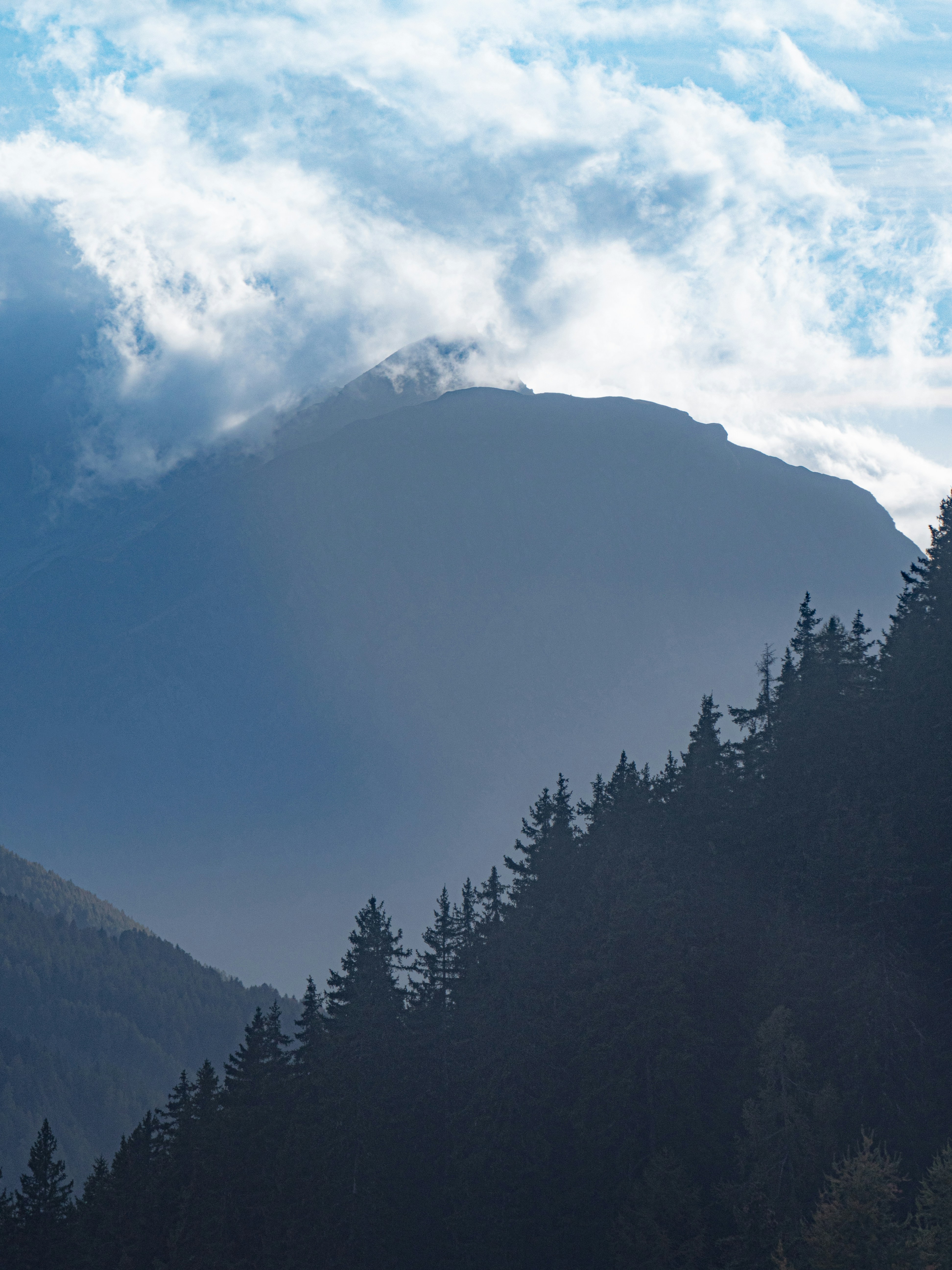 Photo by poli_graphy