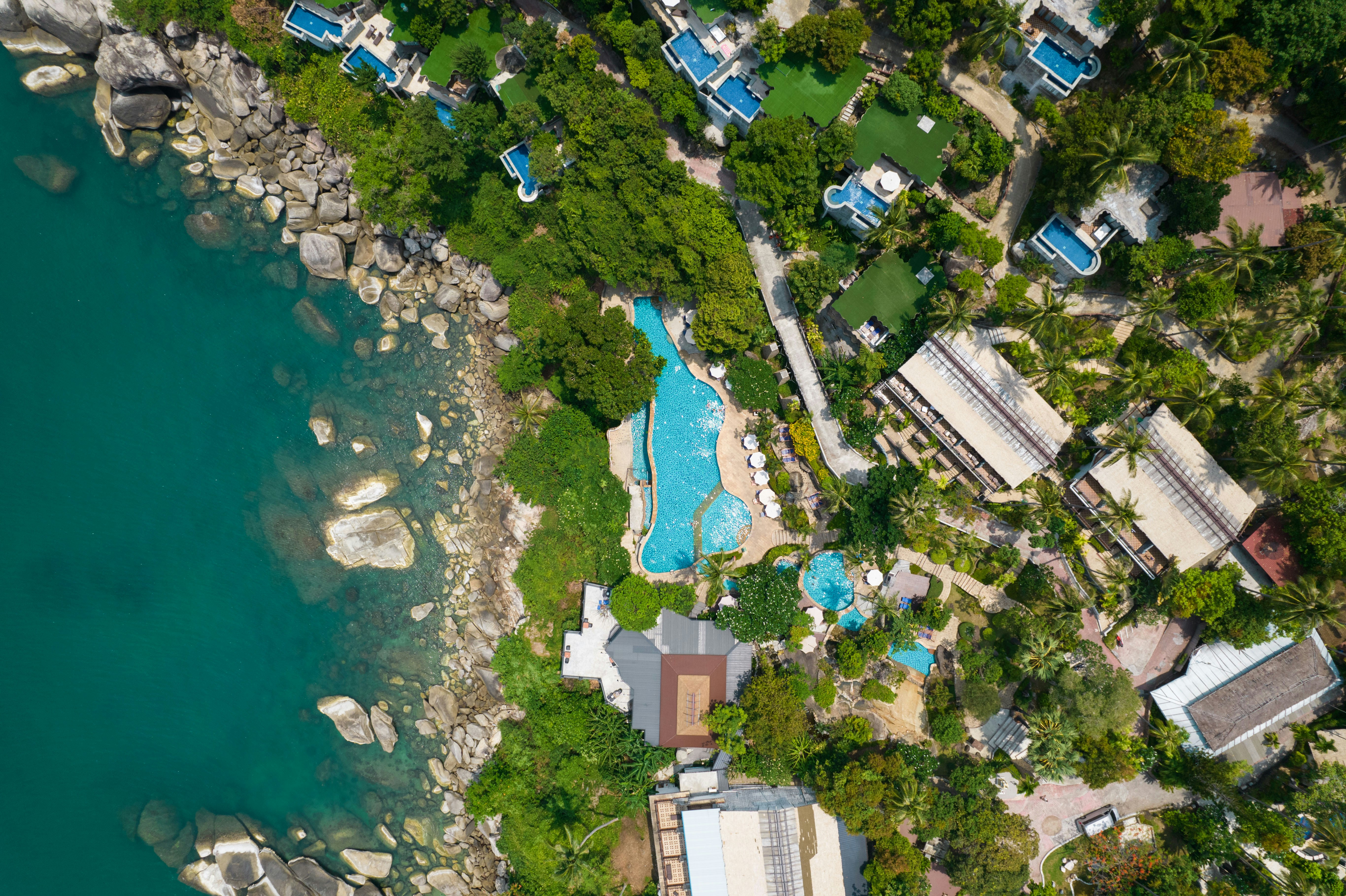 Aerial view of Grand Wailea Resort with pool and gardens