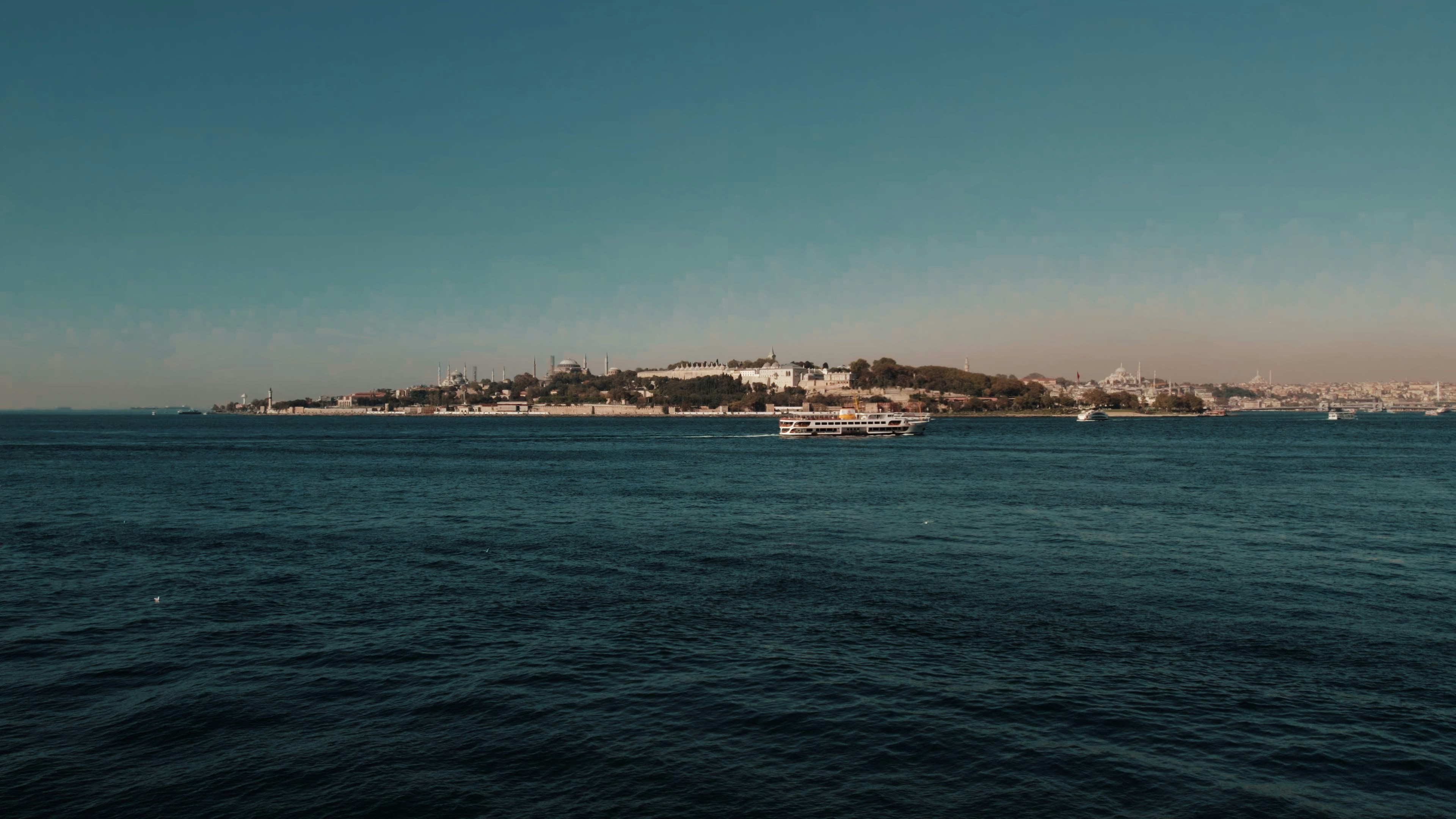 Photo by juliengoettelmann