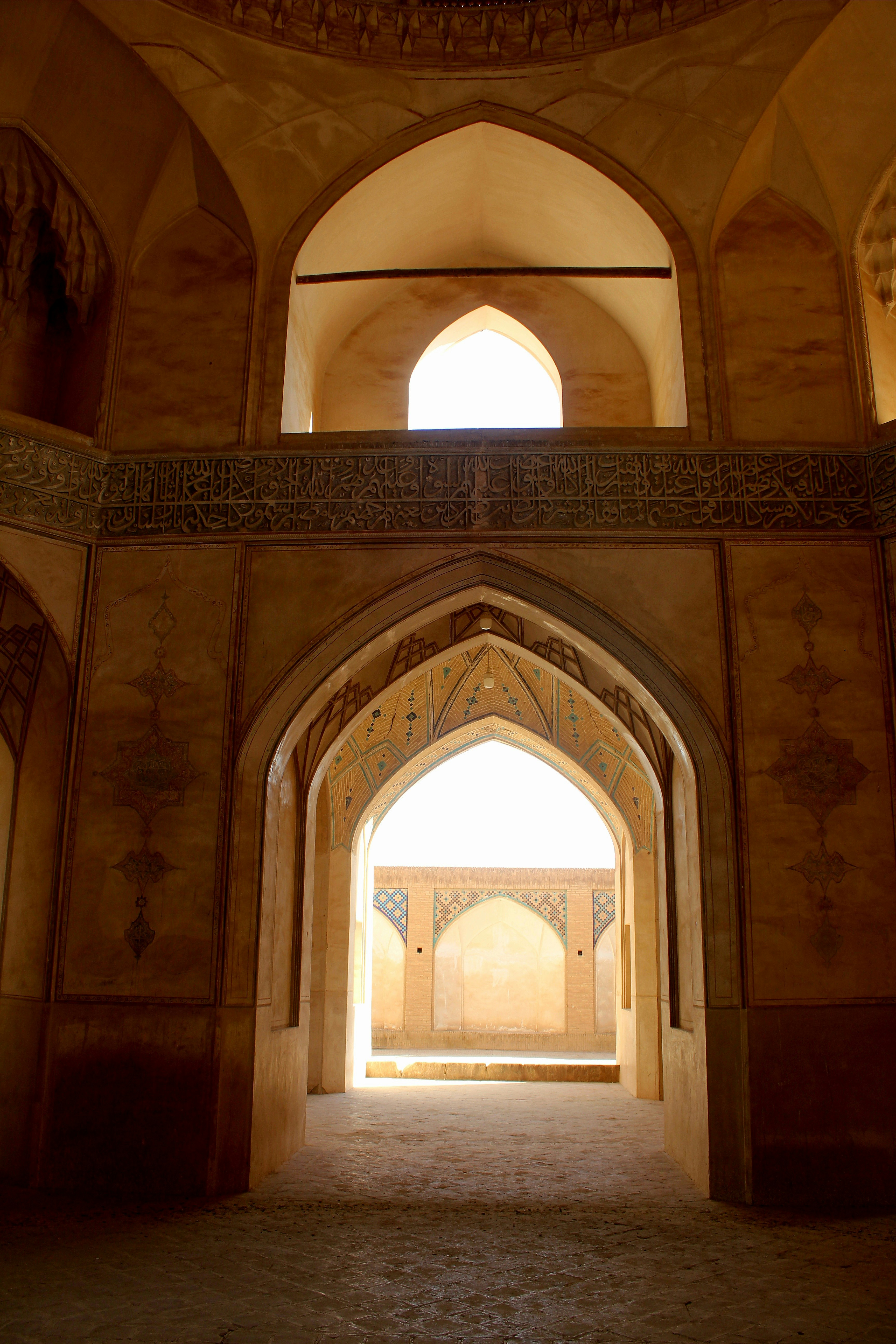 Photo by manavimoghadam