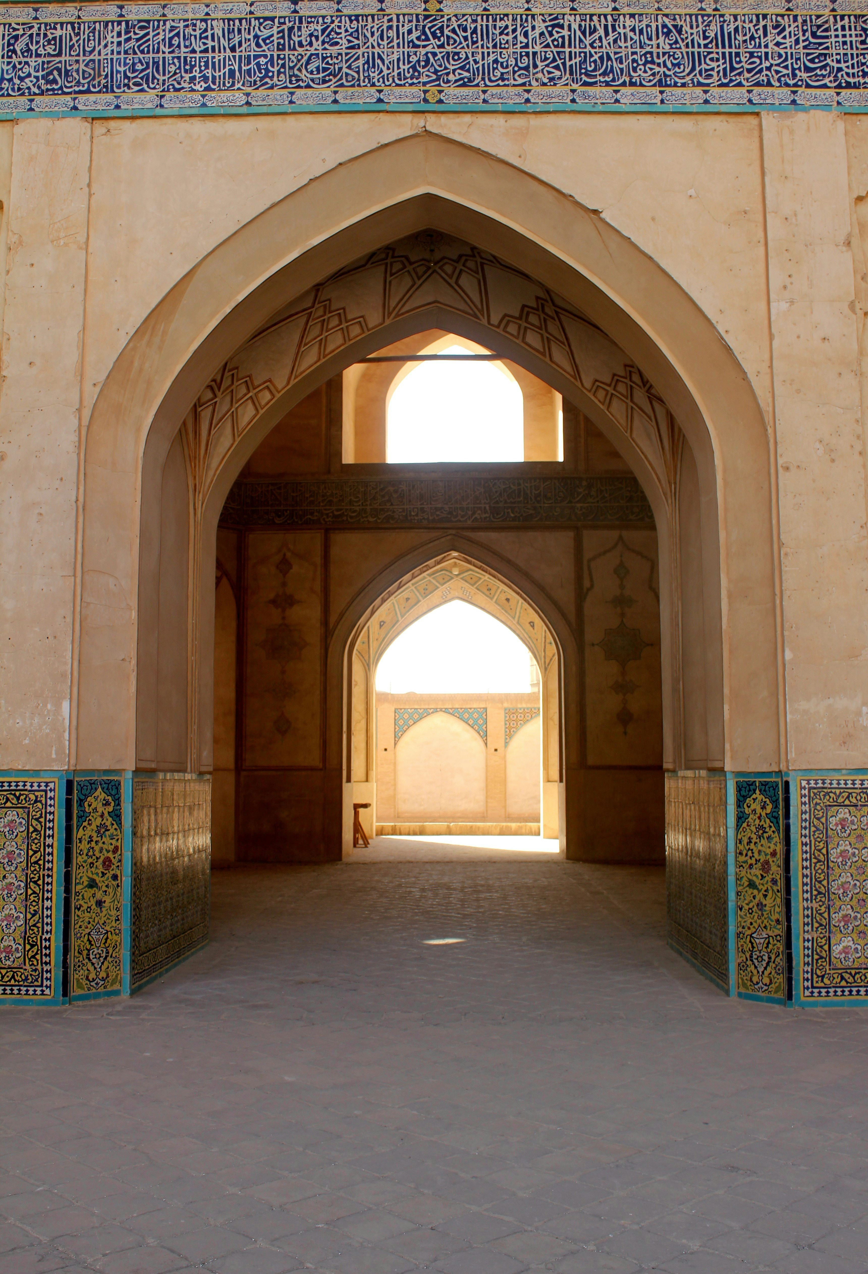 Photo by manavimoghadam