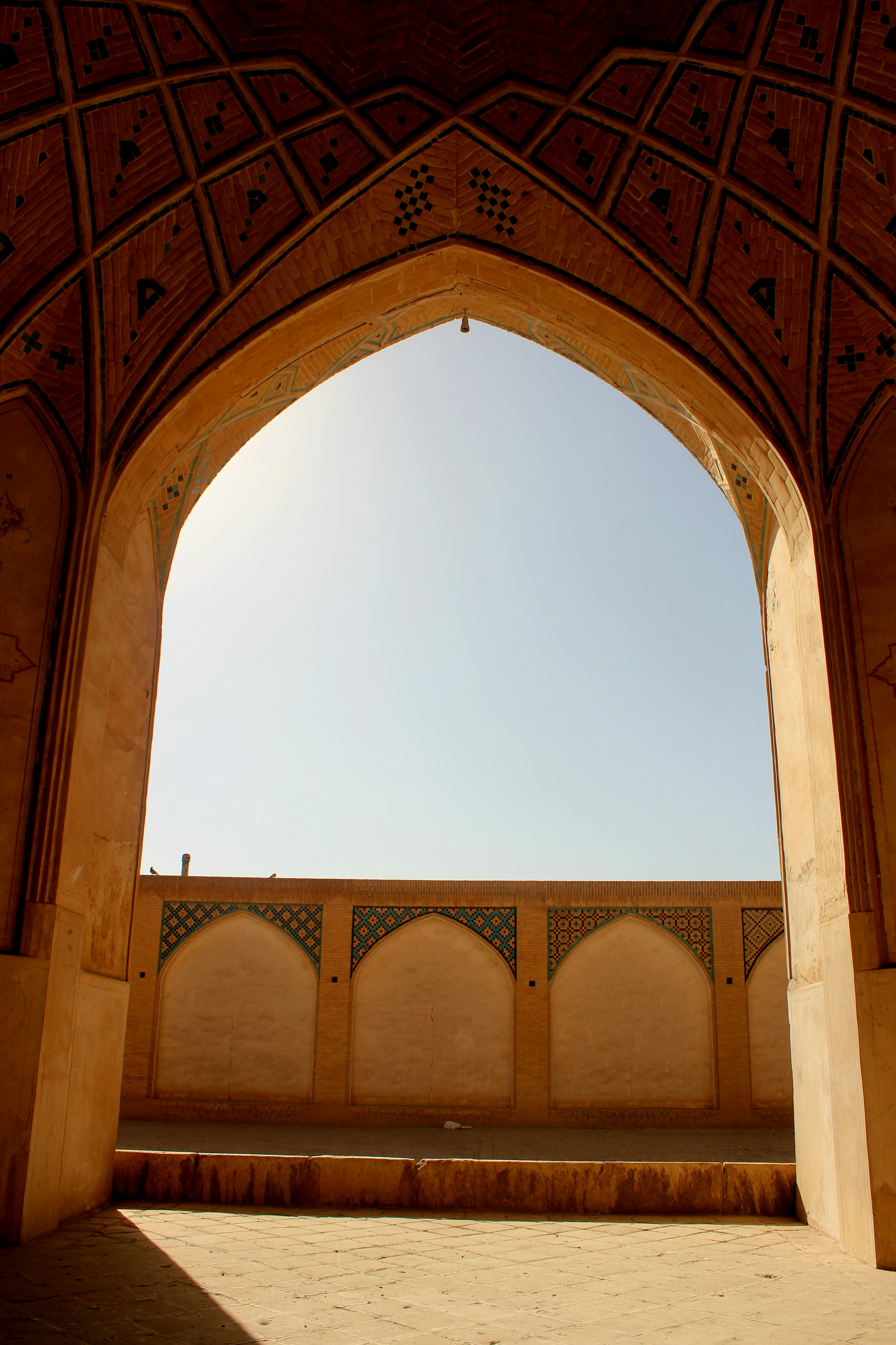 Photo by manavimoghadam