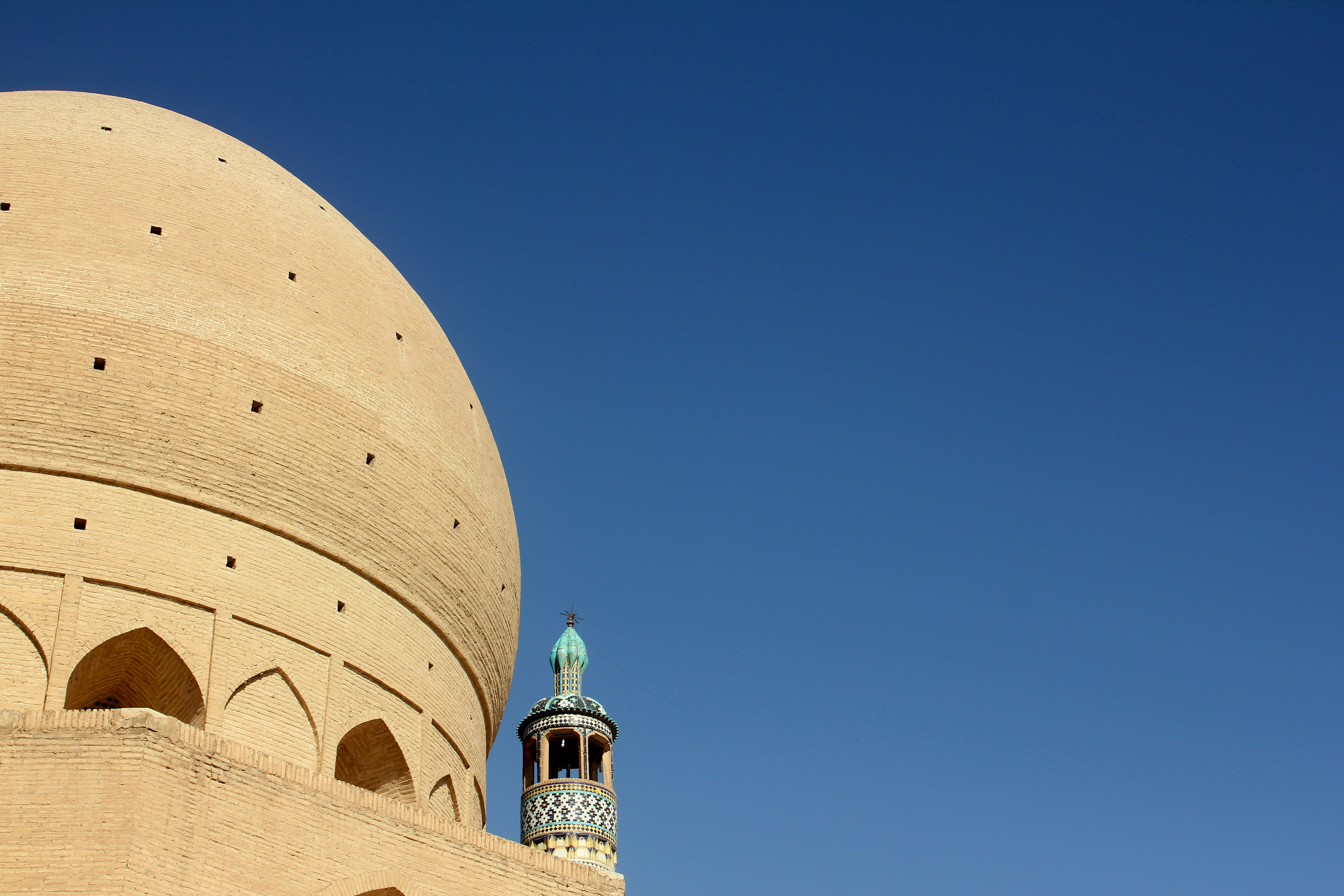 Photo by manavimoghadam