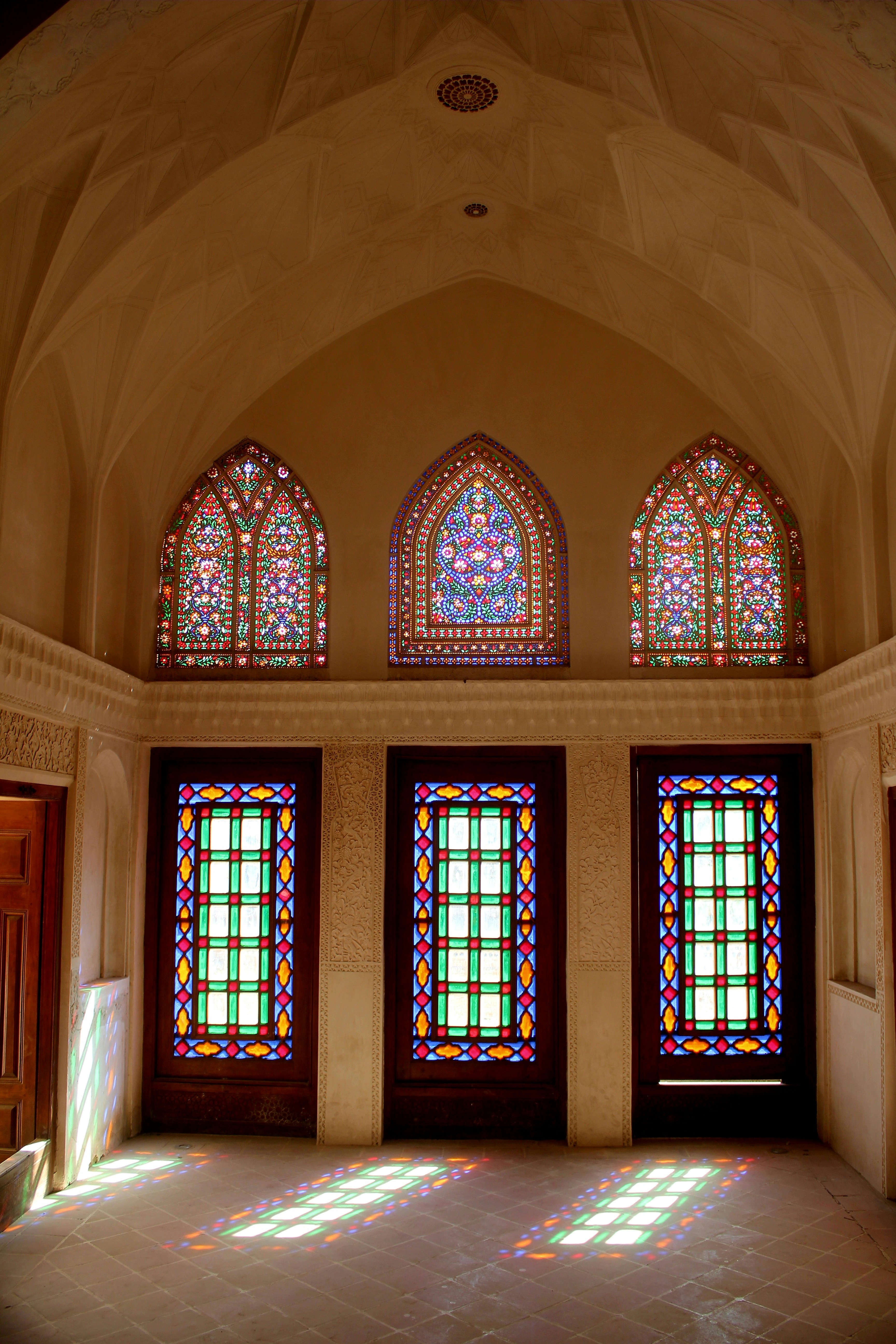 Photo by manavimoghadam