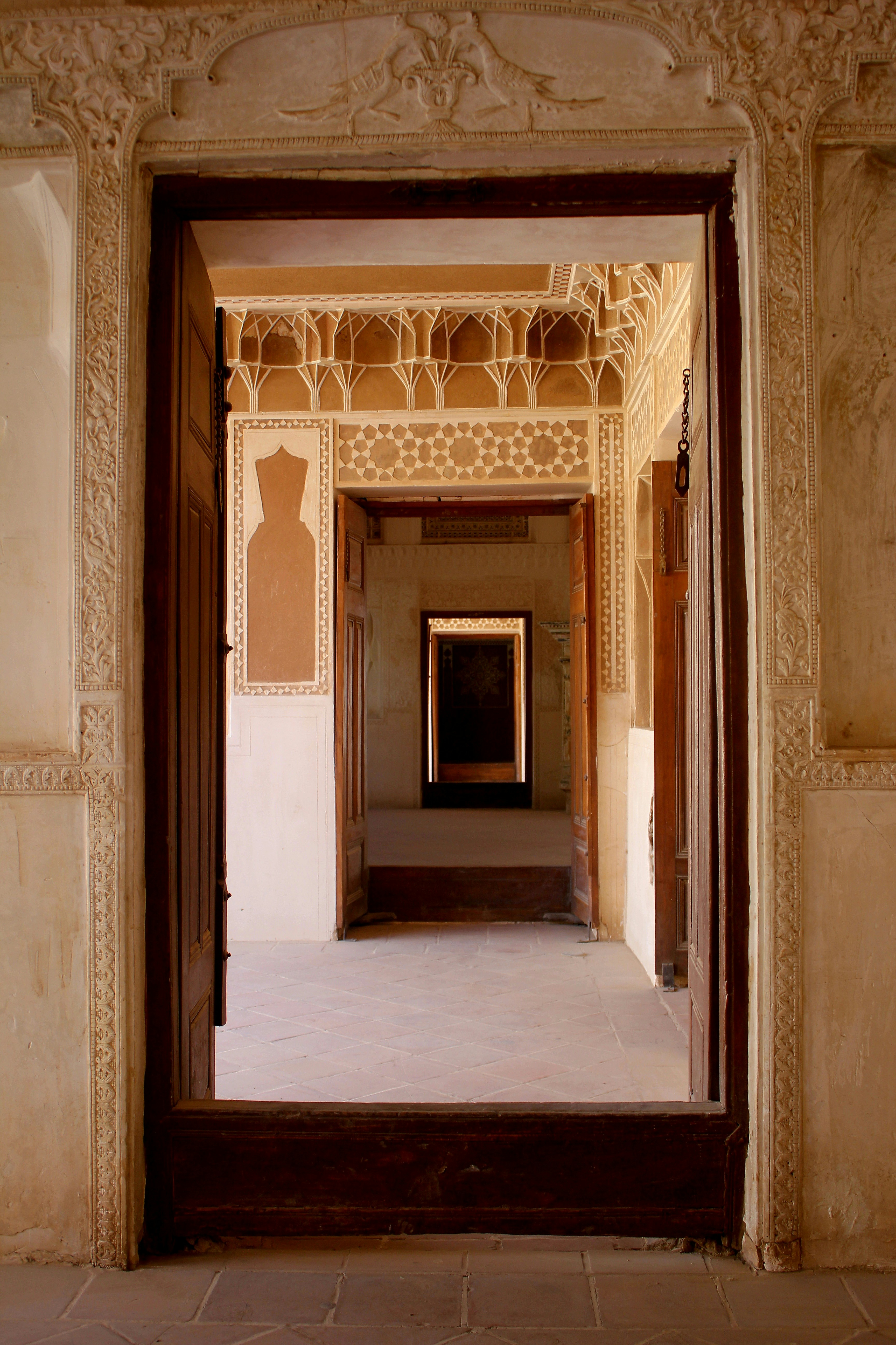 Photo by manavimoghadam