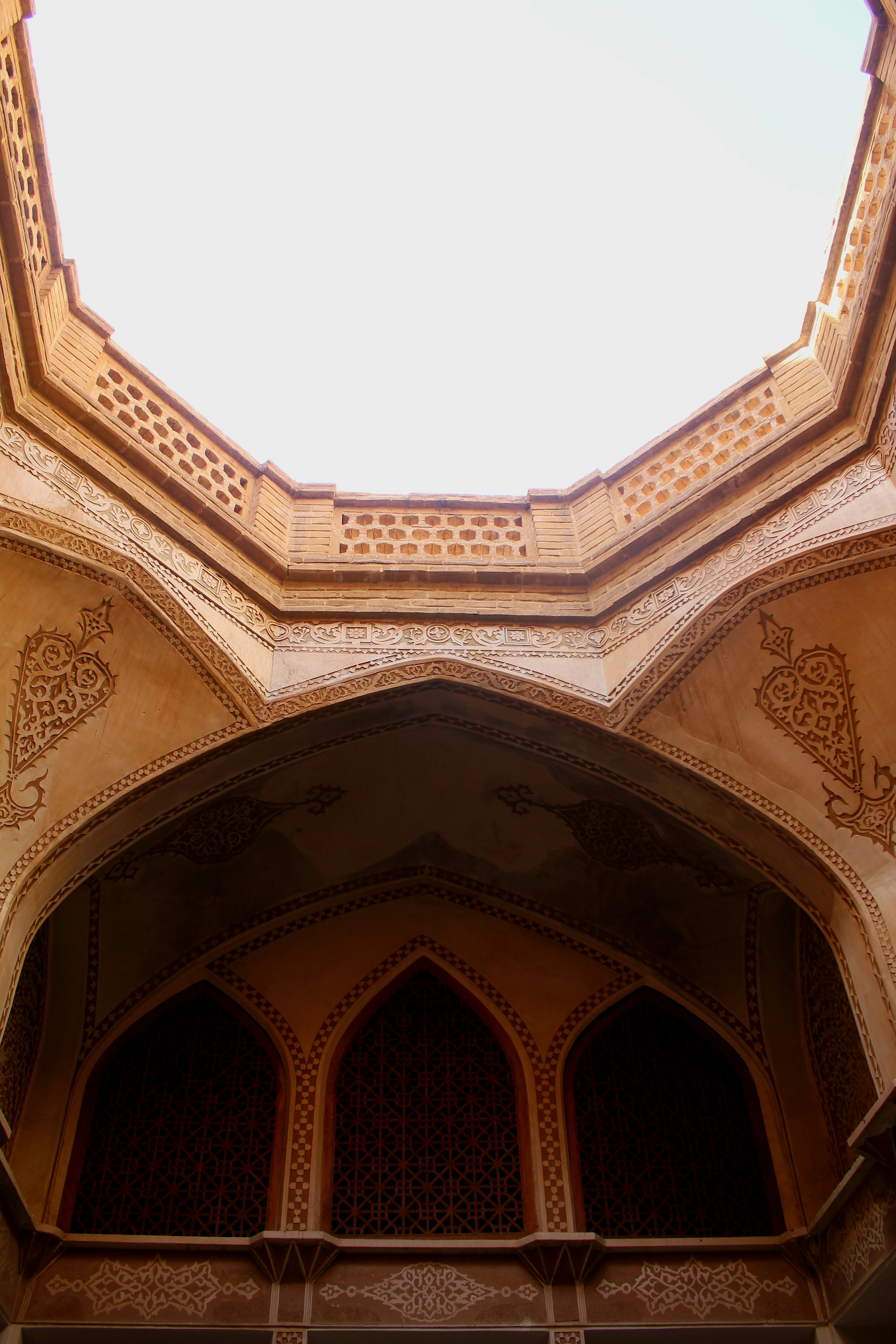 Photo by manavimoghadam