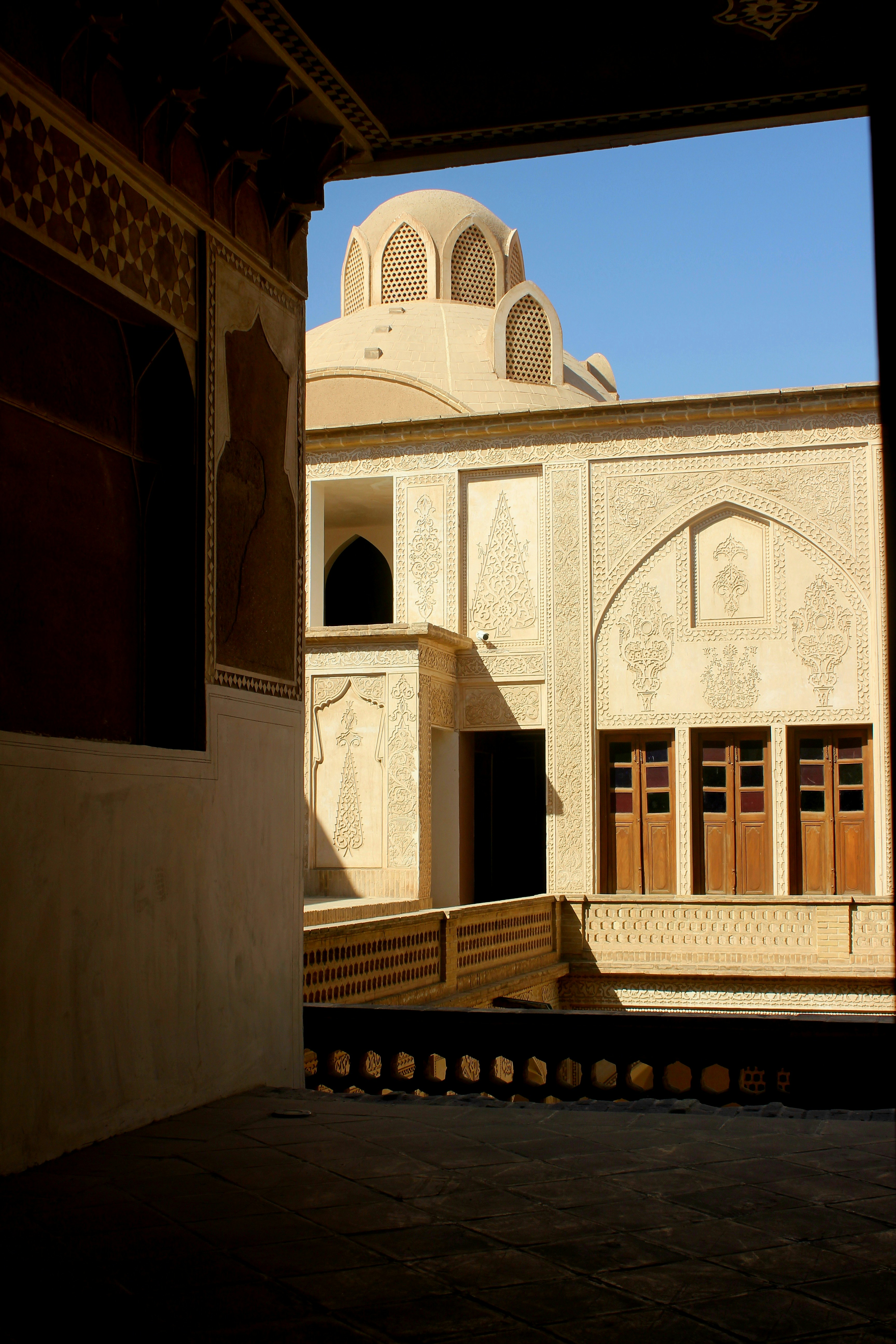 Photo by manavimoghadam