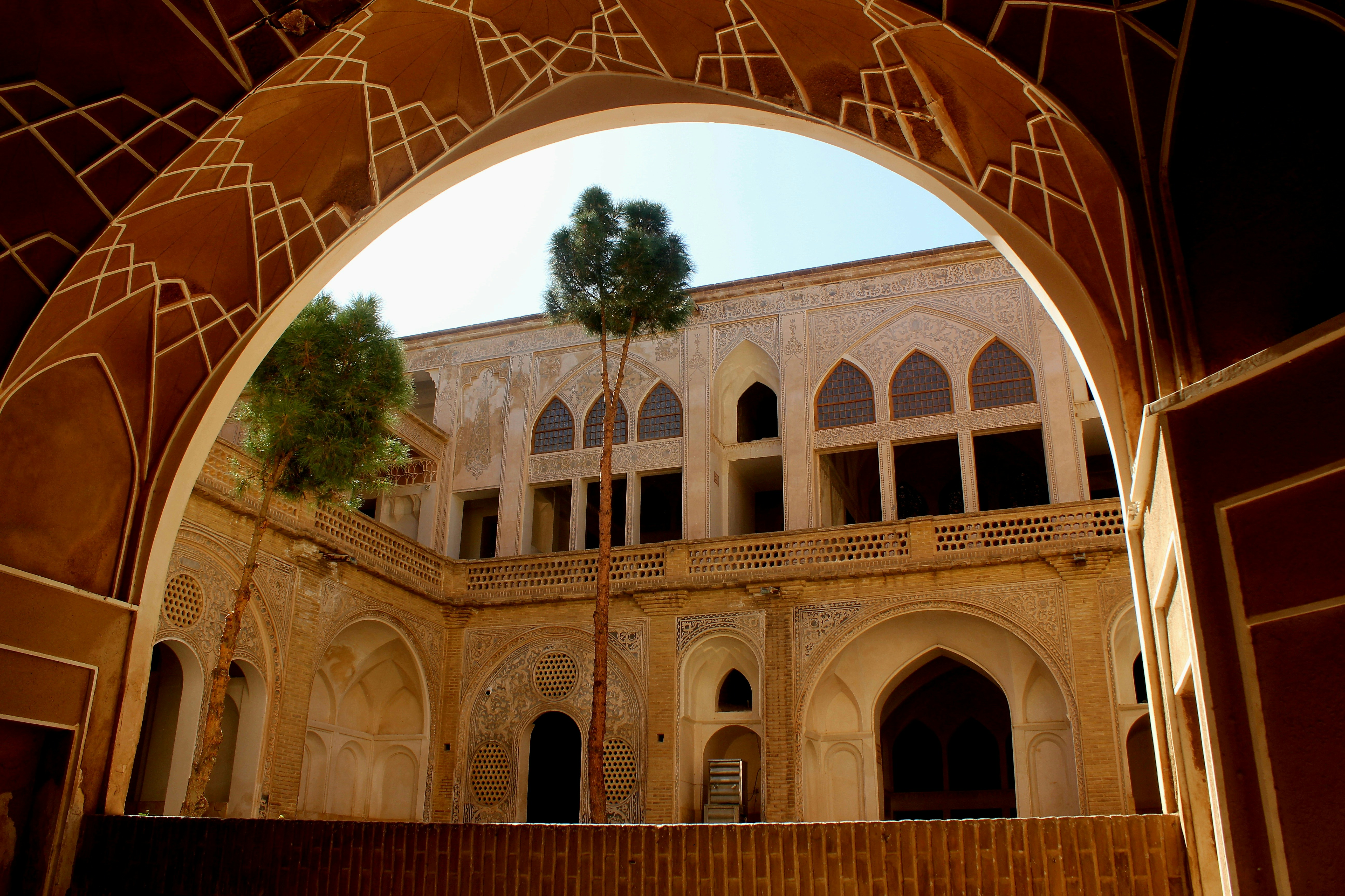 Photo by manavimoghadam