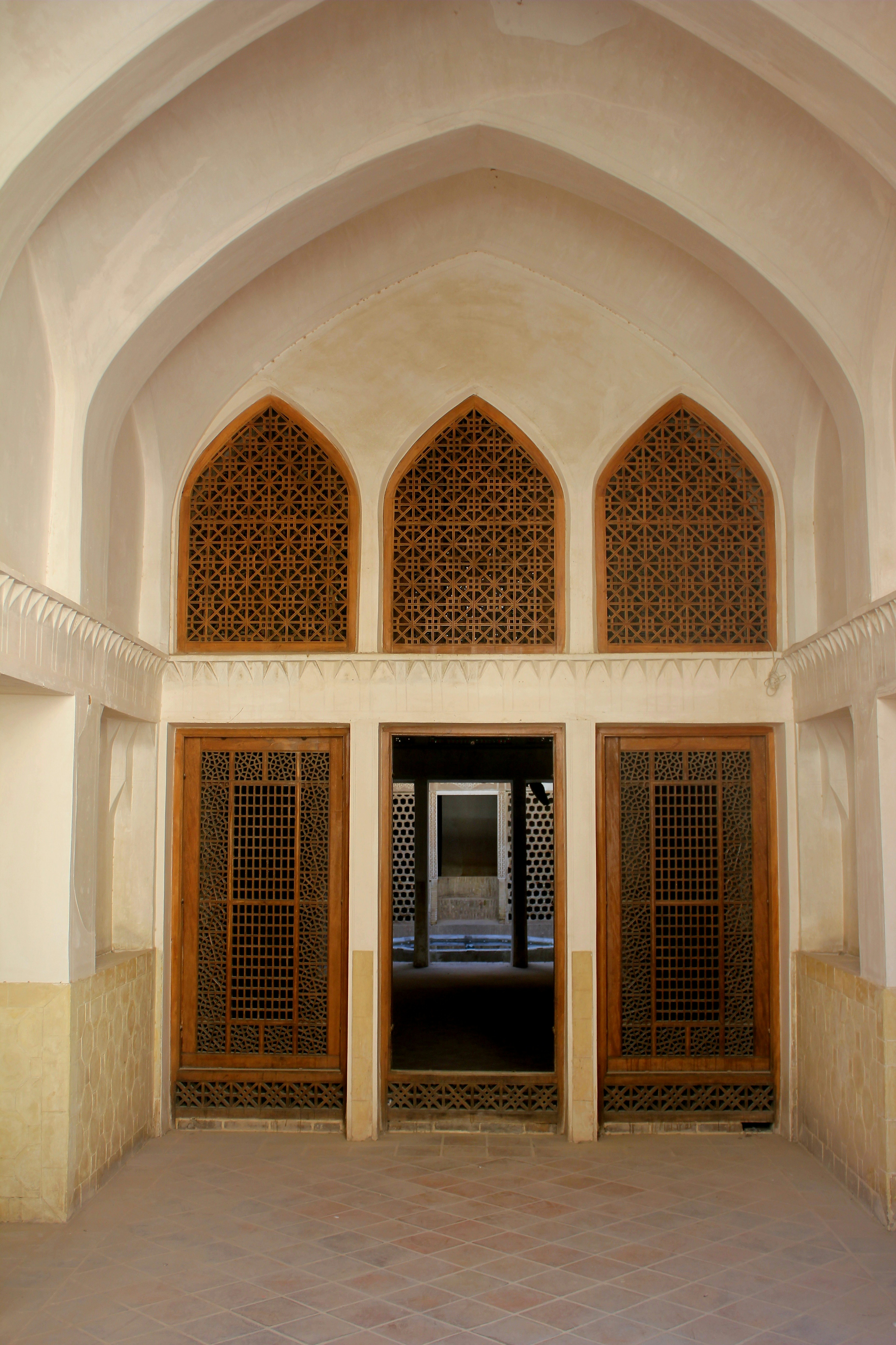 Photo by manavimoghadam