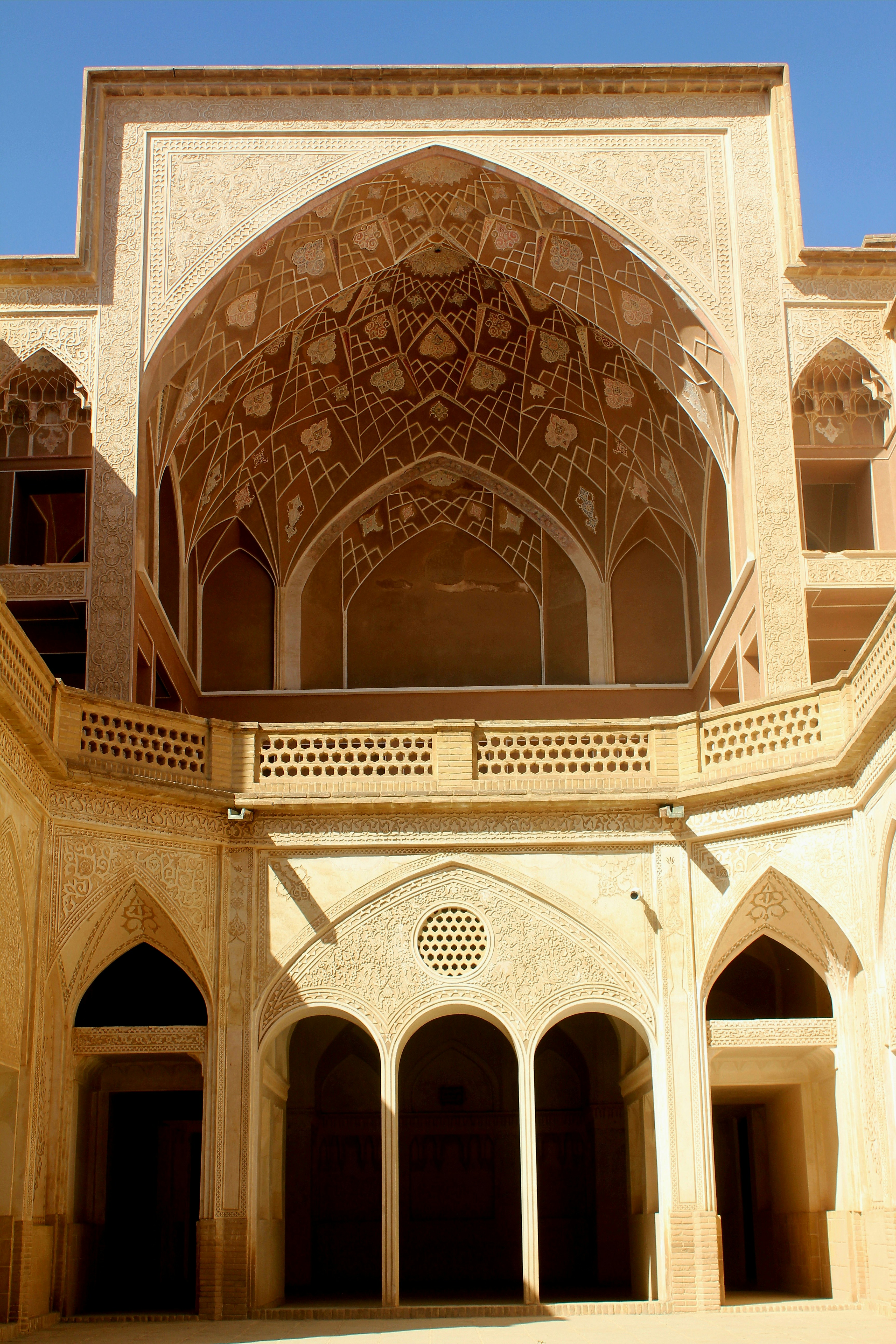 Photo by manavimoghadam