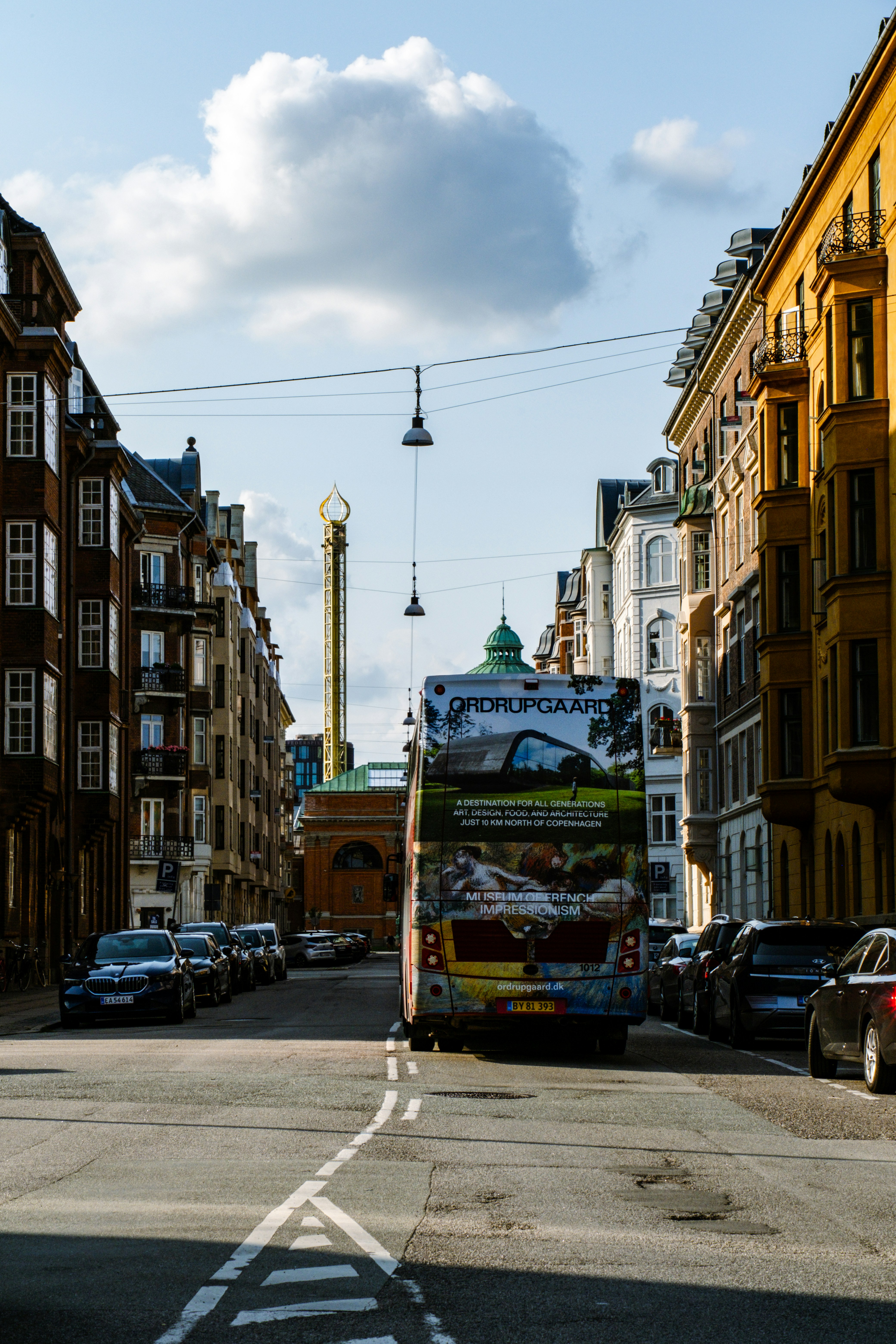 Xu Hướng Quảng Cáo OOH Tại Việt Nam 2025: Kỷ Nguyên DOOH & Dữ Liệu