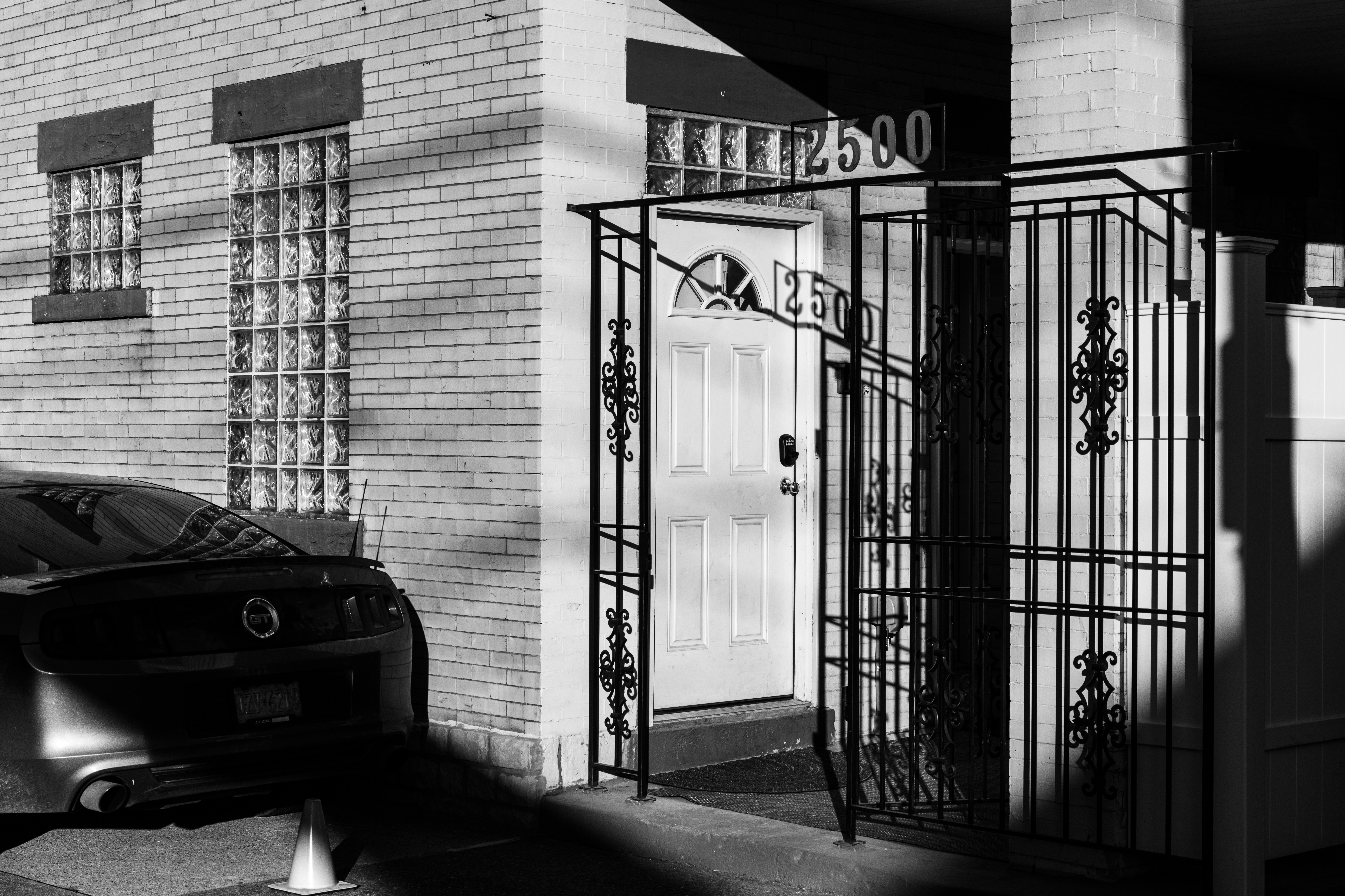 Photo by zhenyao_photo