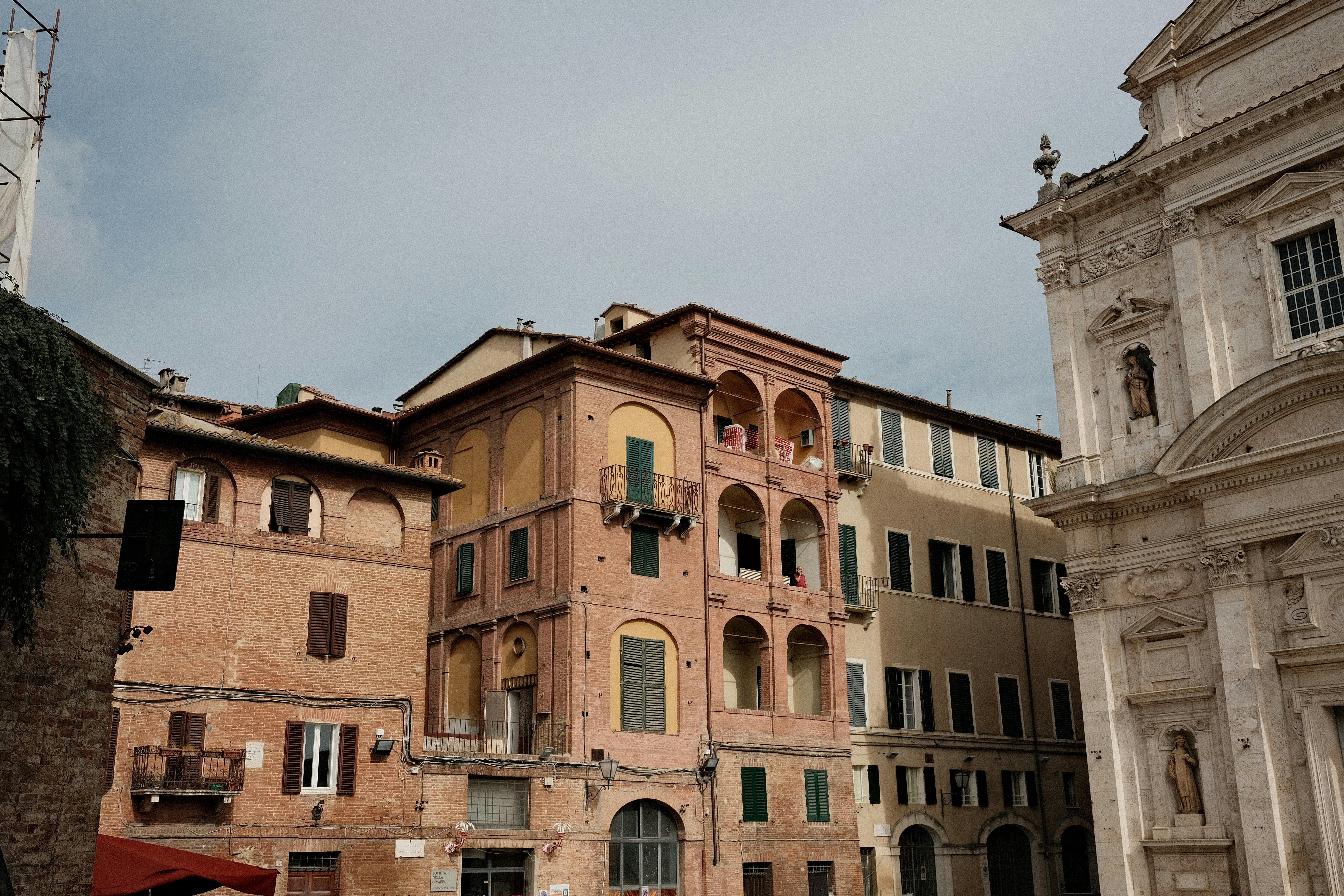 Photo by valentinlacoste